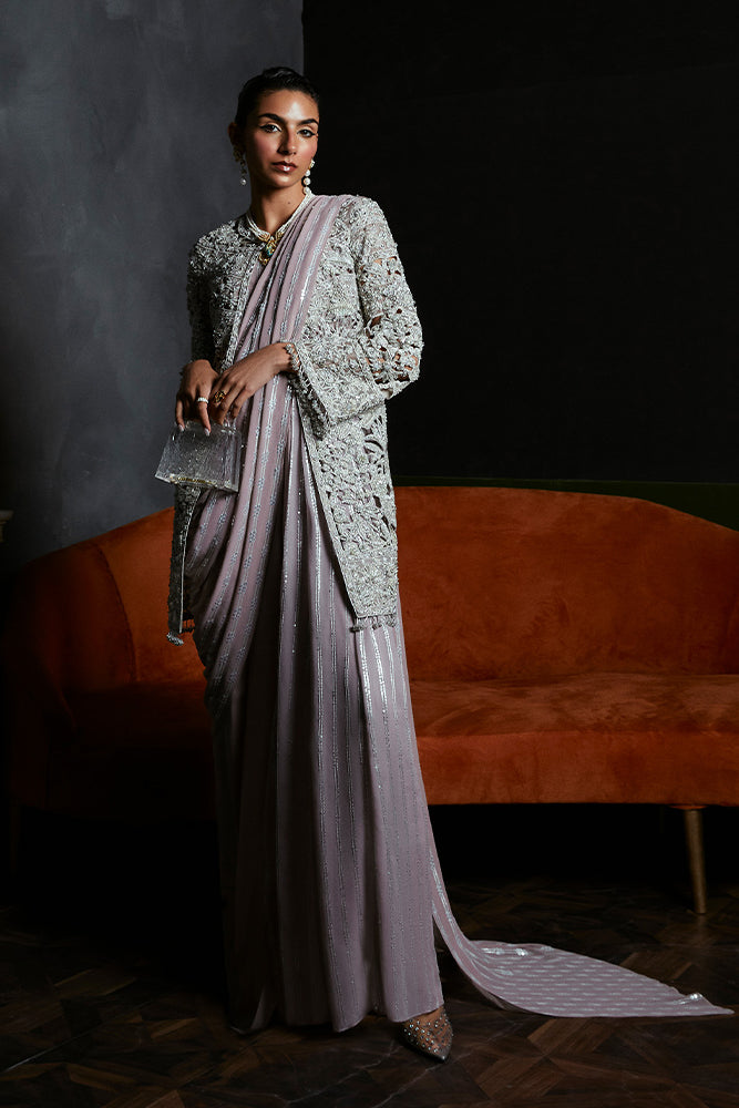 https://cdn.shopify.com/s/files/1/1146/5868/files/Outfit03_11.jpg?v=1710412130