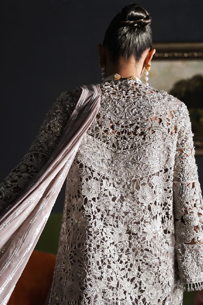 https://cdn.shopify.com/s/files/1/1146/5868/files/Outfit03_7.jpg?v=1710412137