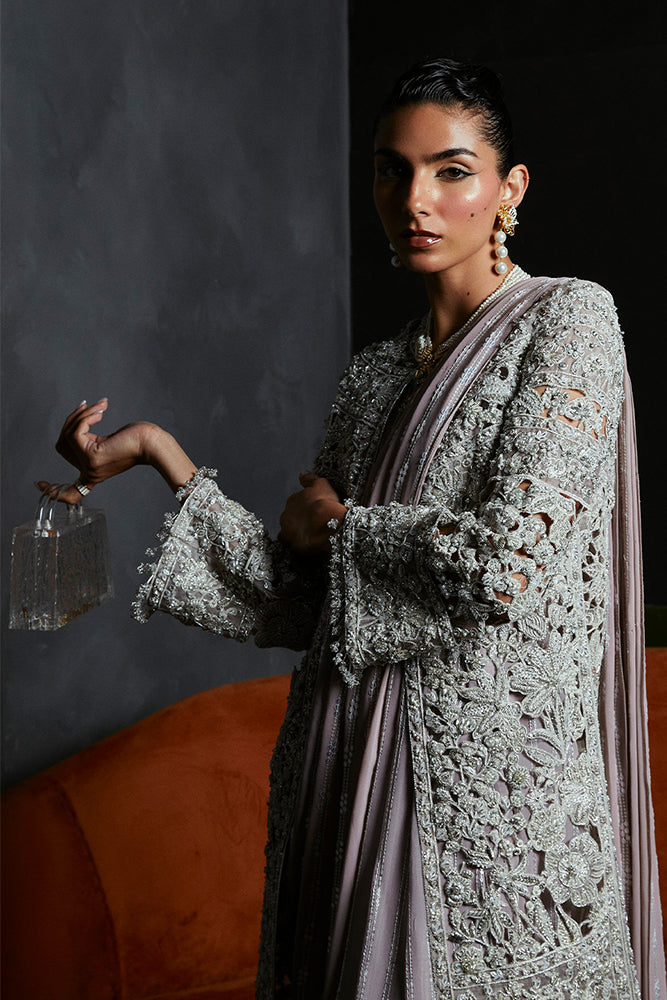 https://cdn.shopify.com/s/files/1/1146/5868/files/Outfit03_9.jpg?v=1710412137