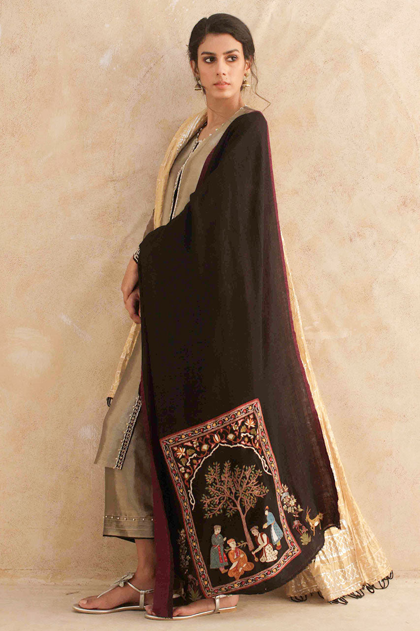 Metallic Iron Stole