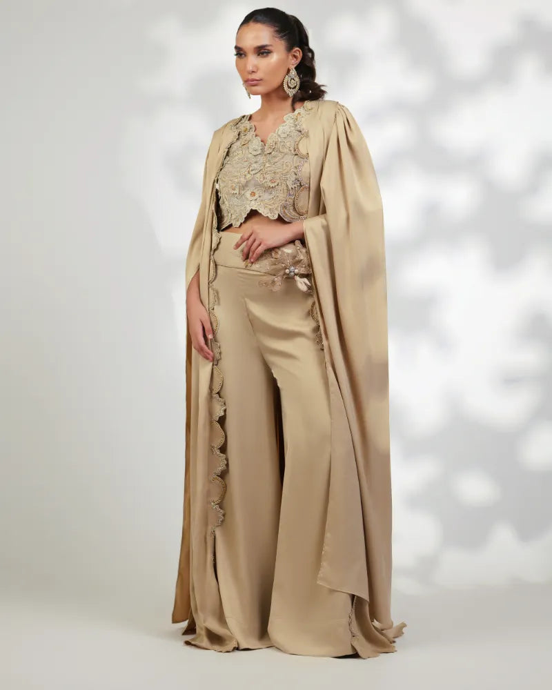(FF-11) Zeen Cape