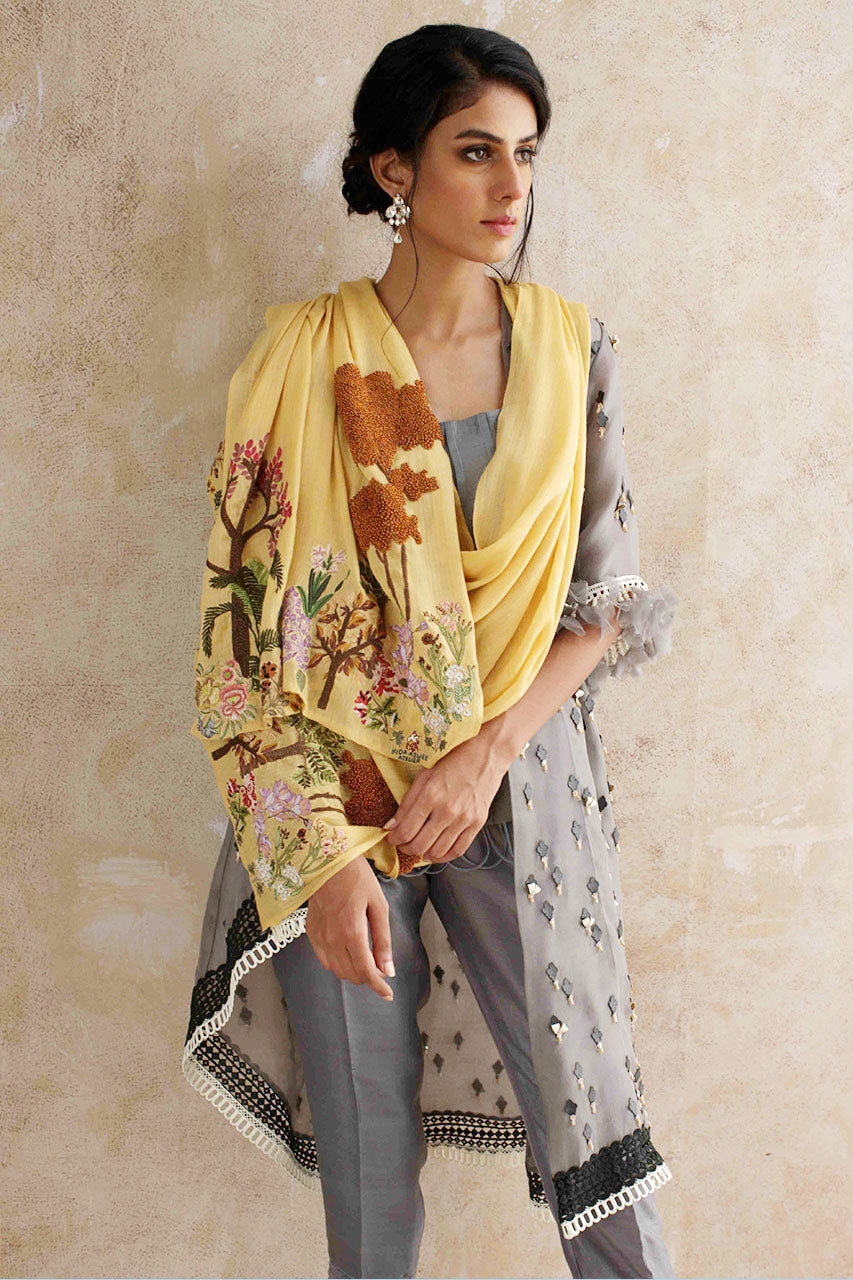 Nida Azwer