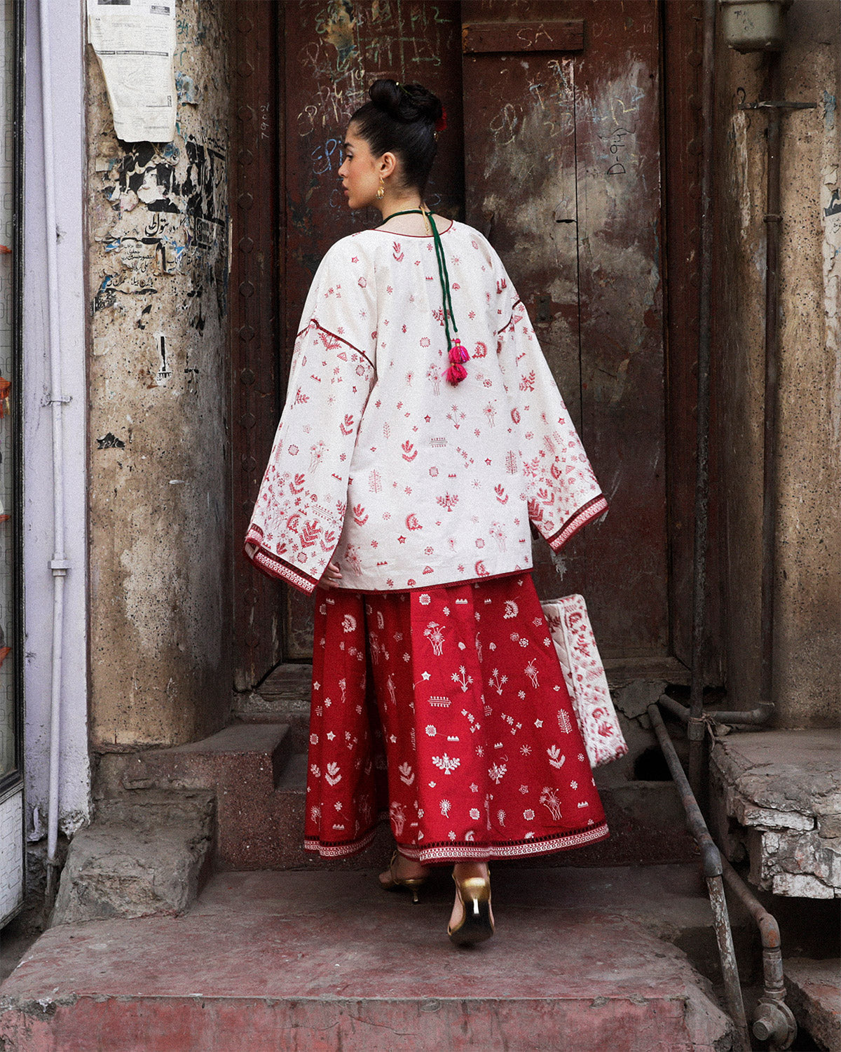 https://cdn.shopify.com/s/files/1/0764/9588/0493/files/P9A2156copy.jpg?v=1720173375