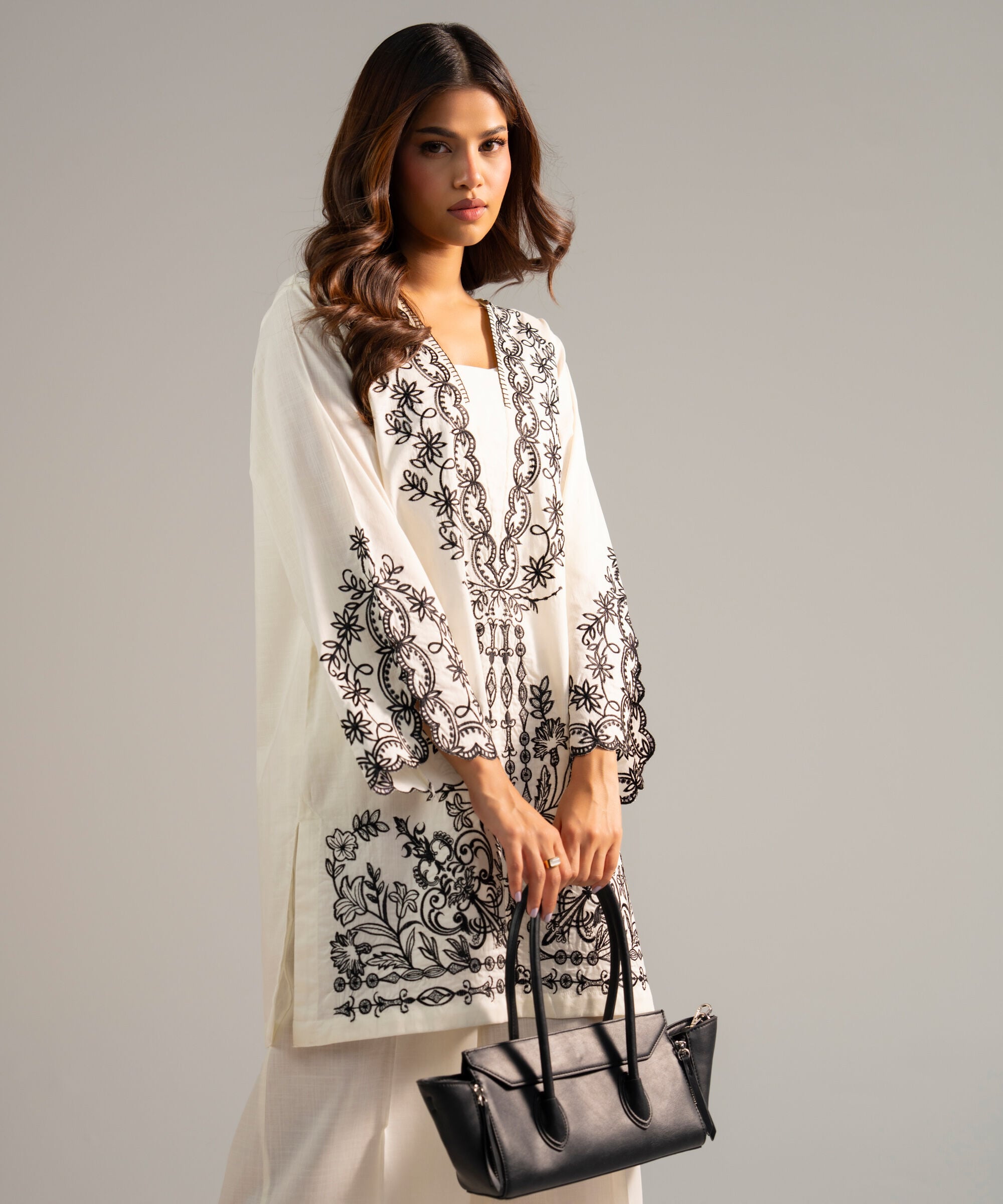 Women's RTW Crosshatch Embroidered Off White Straight Shirt