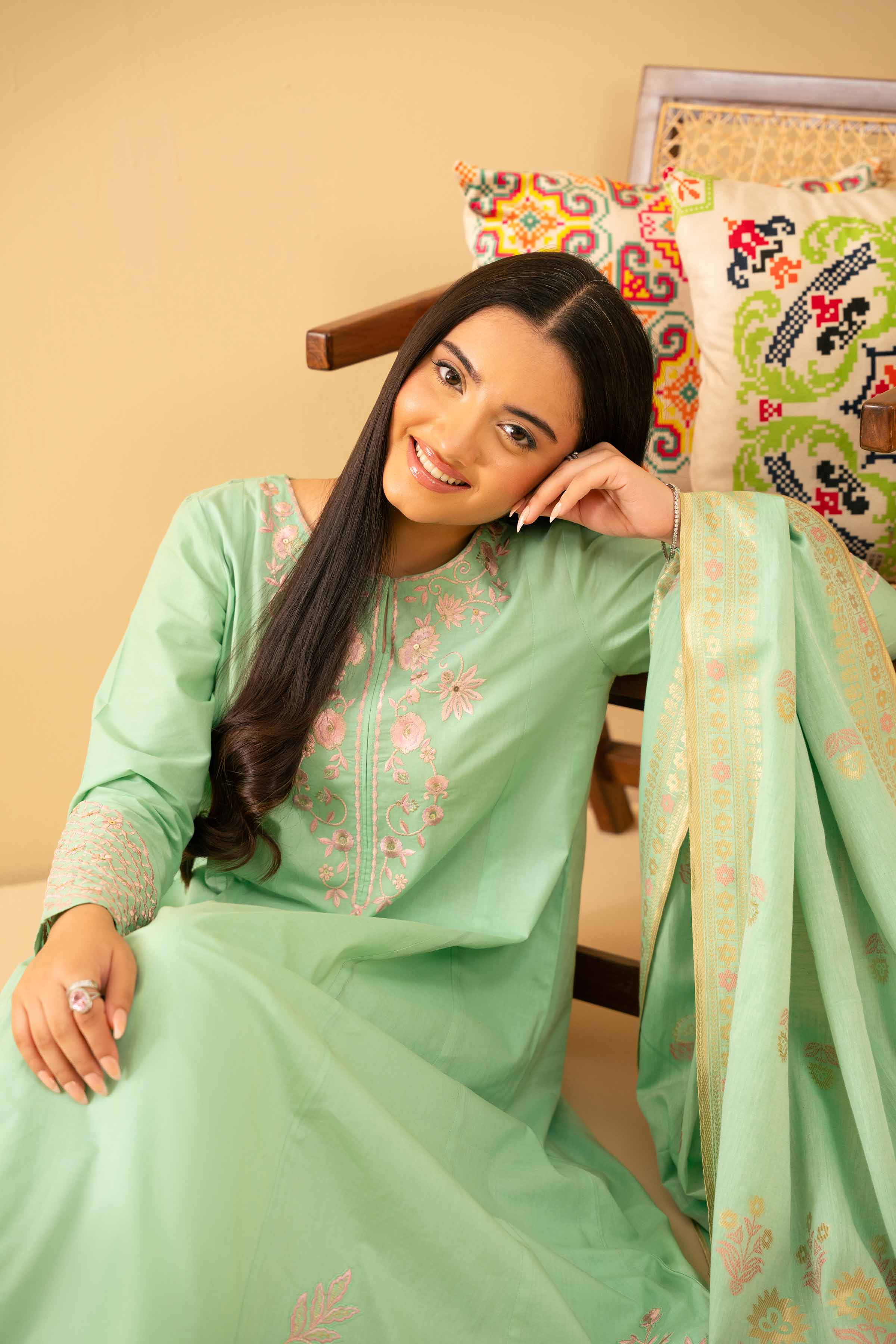 3 Piece - Embroidered Suit - PE25-500