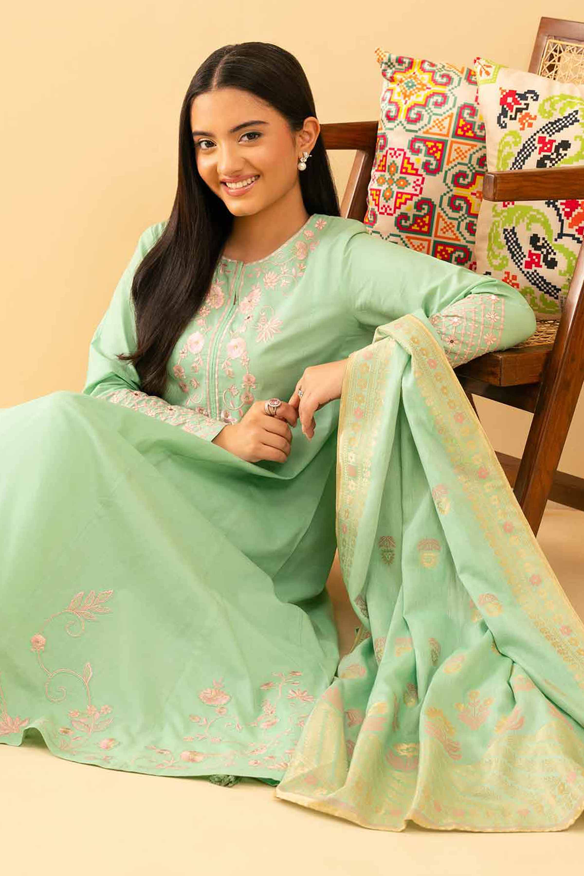 3 Piece - Embroidered Suit - PE25-500