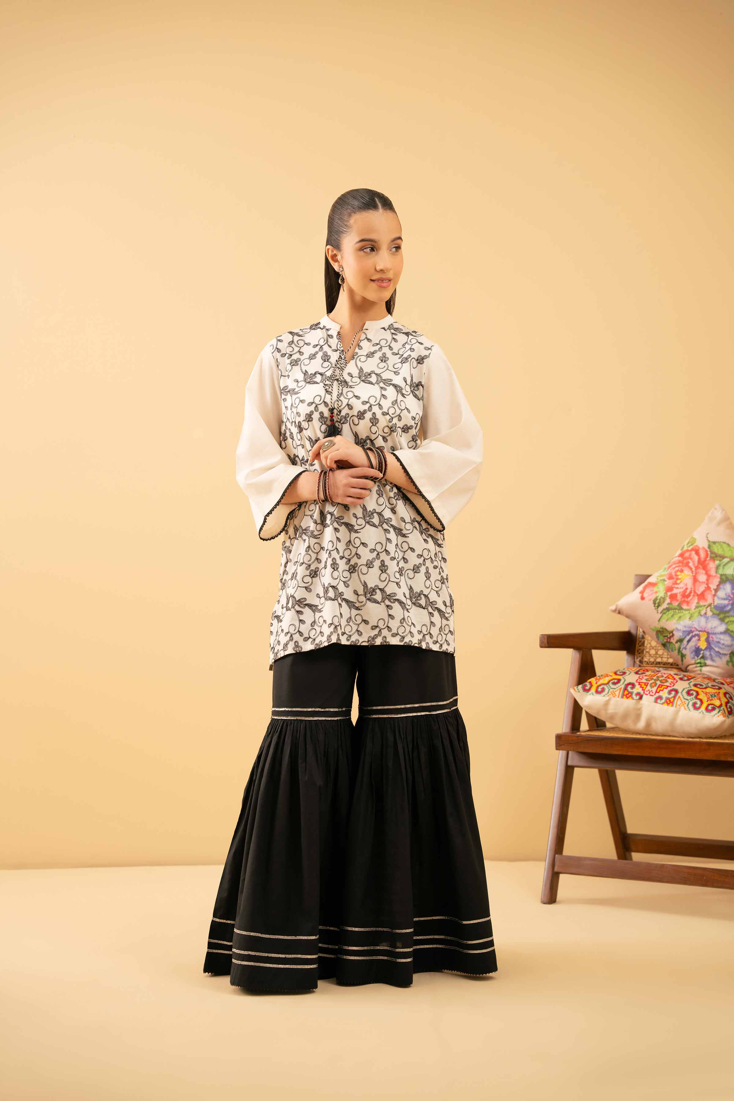 Embroidered Tunic - PE25-510