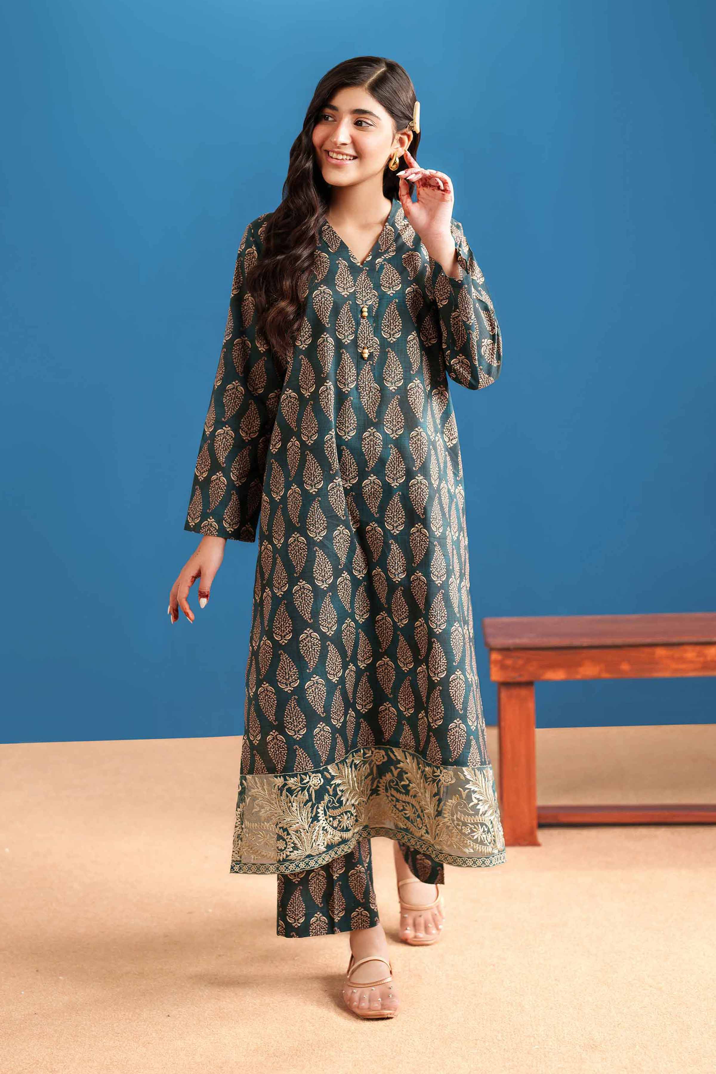 2 Piece - Printed Embroidered Suit - PE25-543