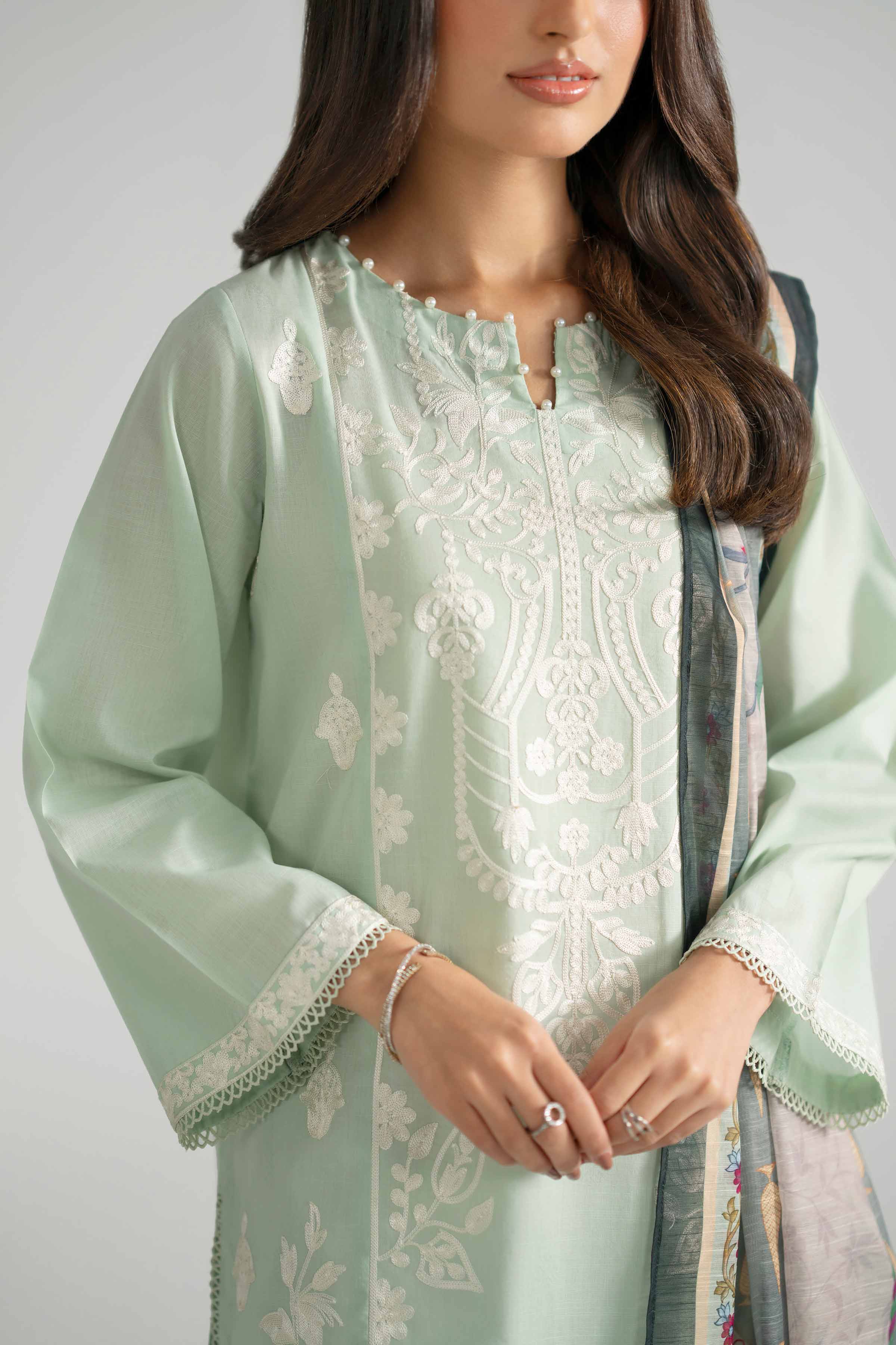 2 Piece - Embroidered Suit - PE26-131