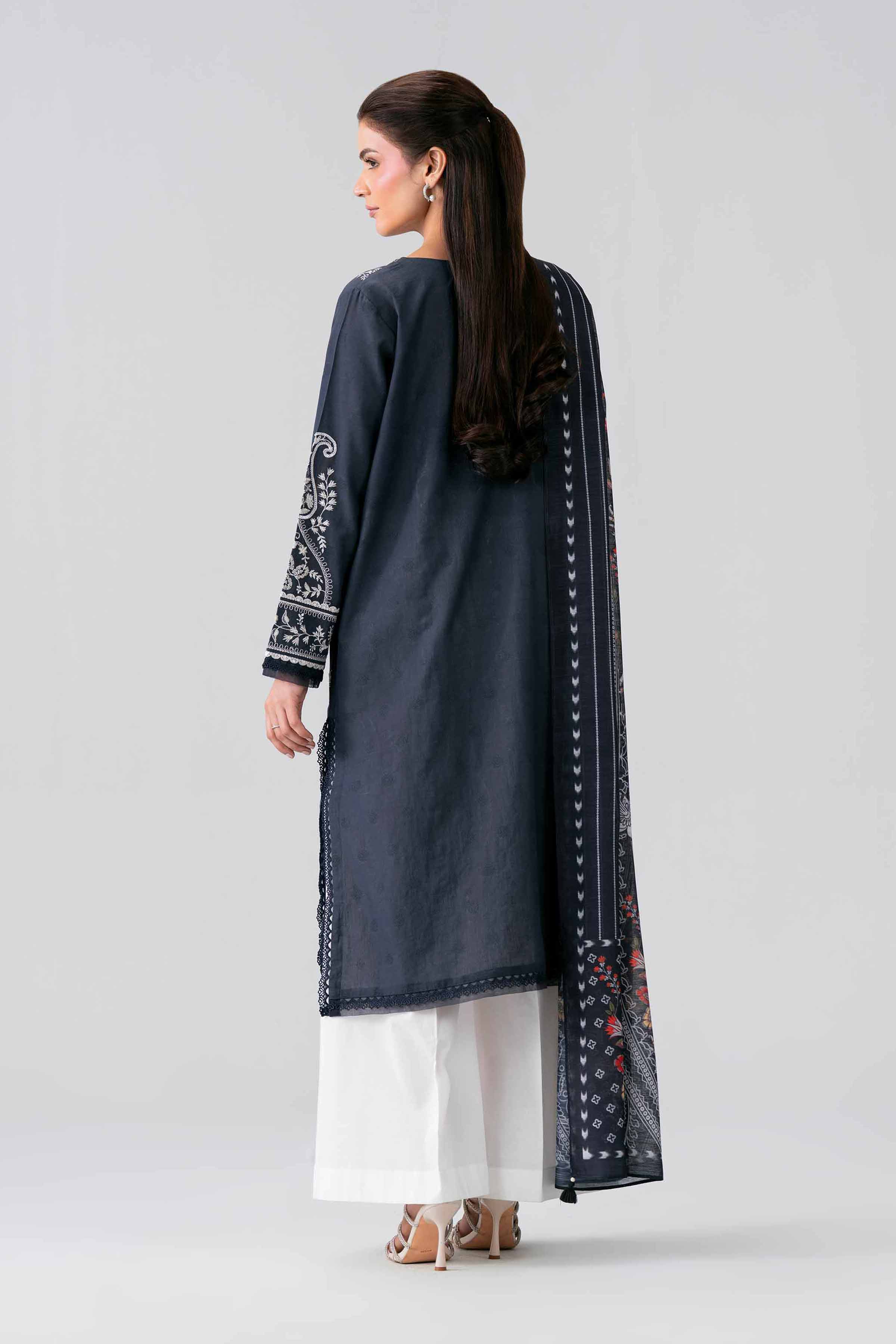 2 Piece - Embroidered Suit - PE26-132