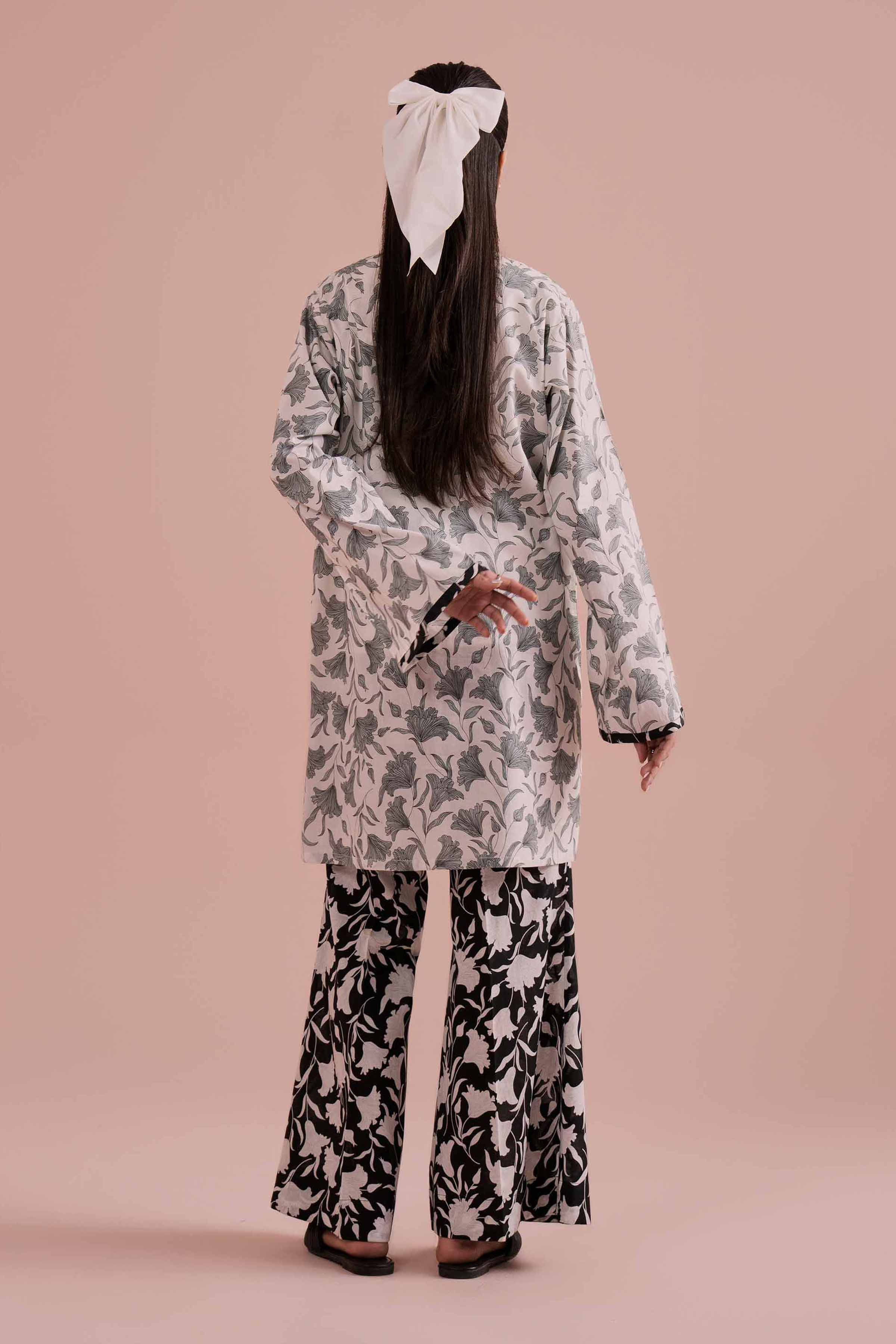 2 Piece - Printed Suit - PE26-191