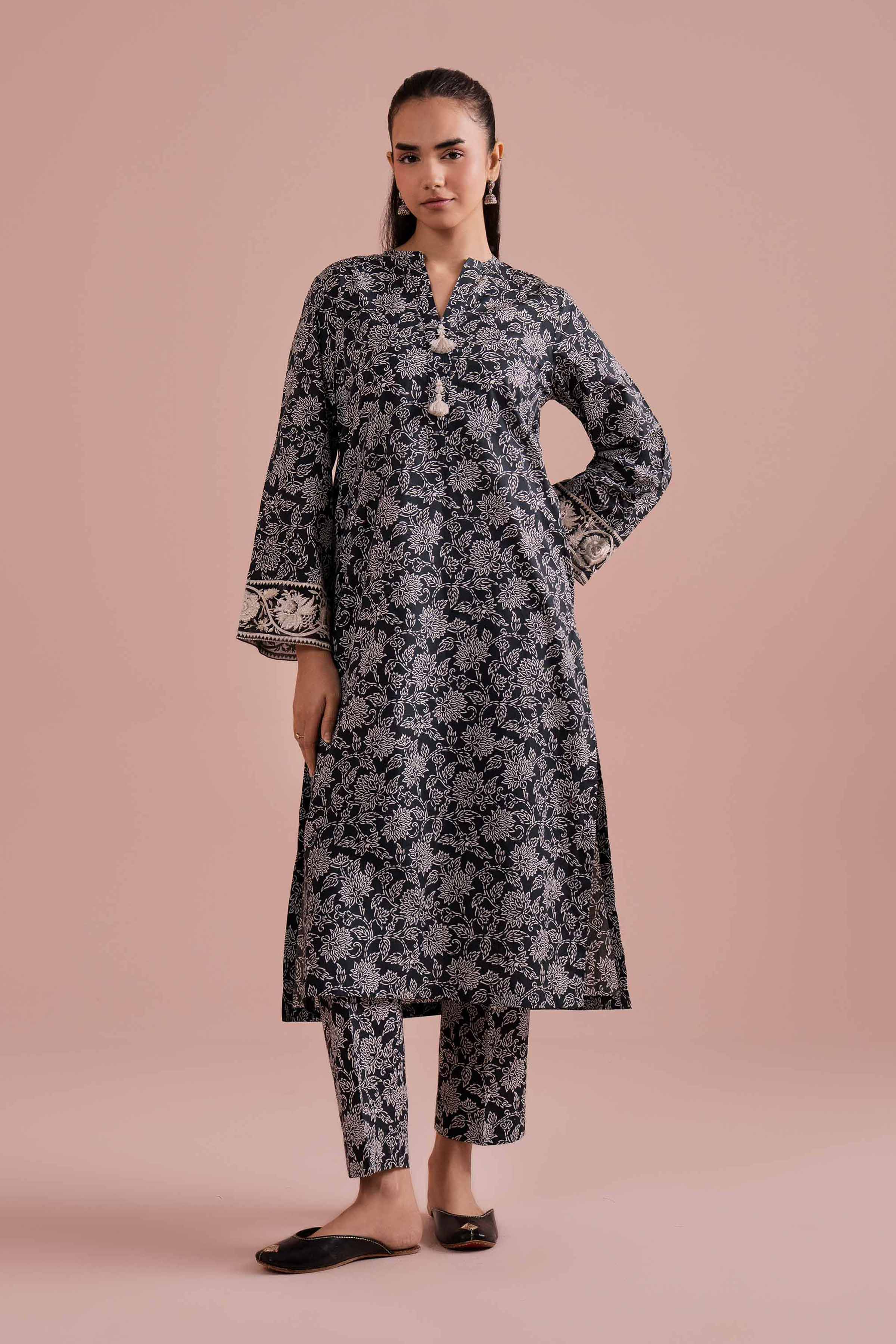 https://cdn.shopify.com/s/files/1/0534/2065/4791/files/PE26-198-_4.jpg?v=1769754871