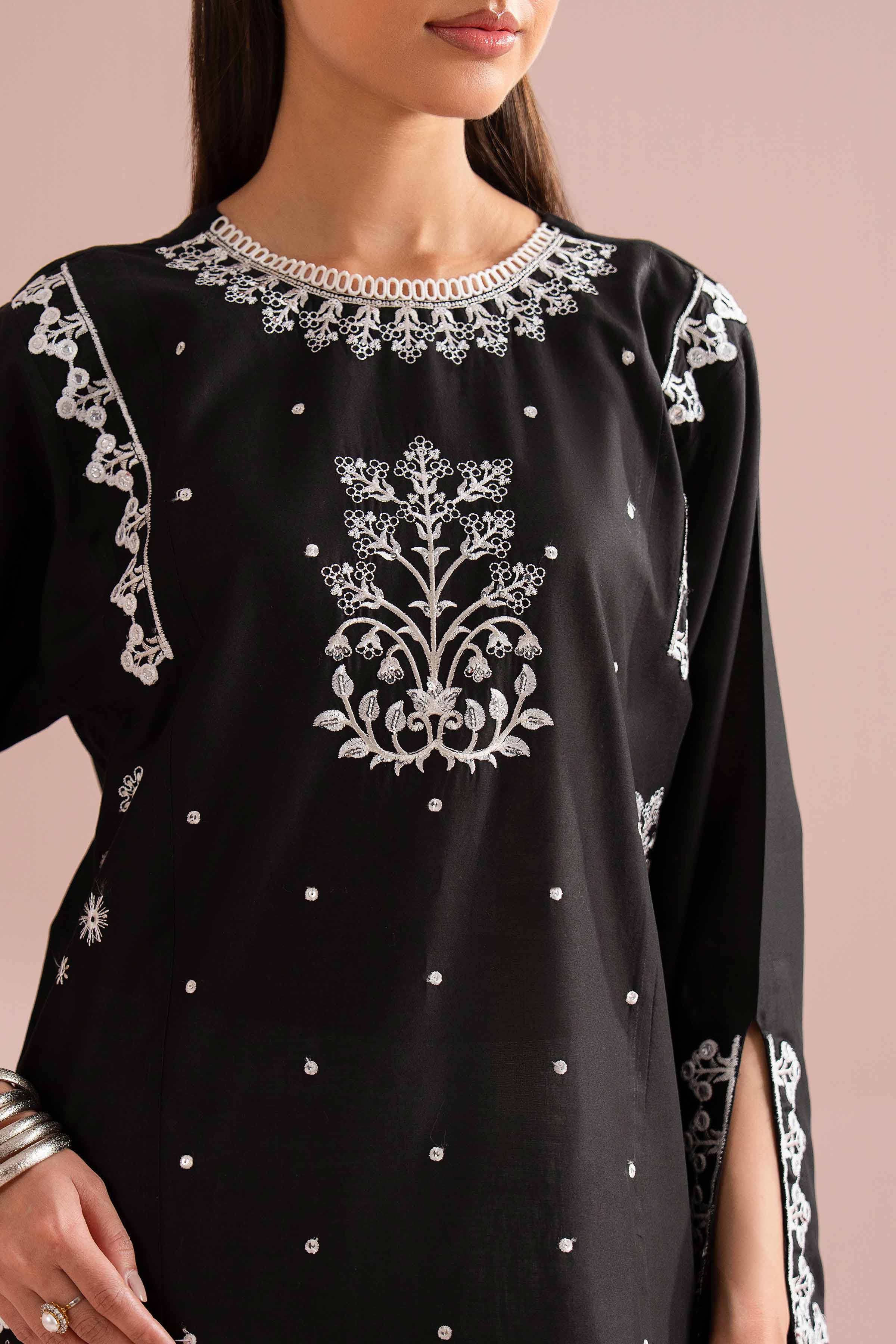 2 Piece - Embroidered Suit - PE26-238