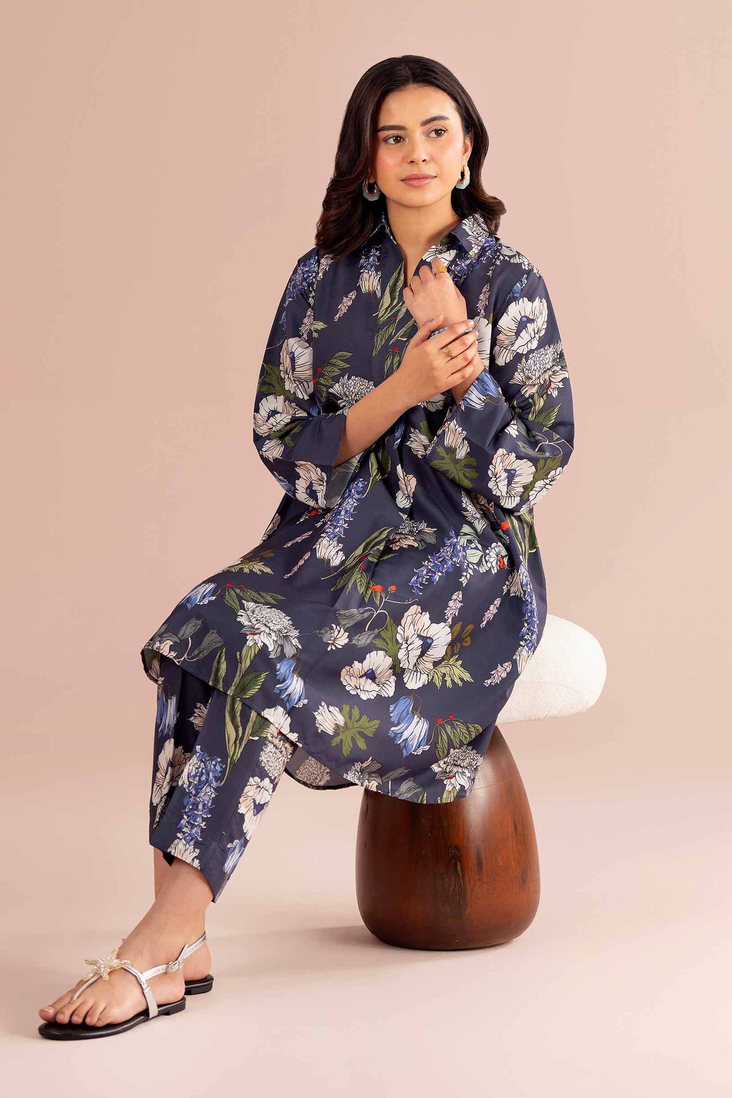 2 Piece - Printed Suit - PE26-421