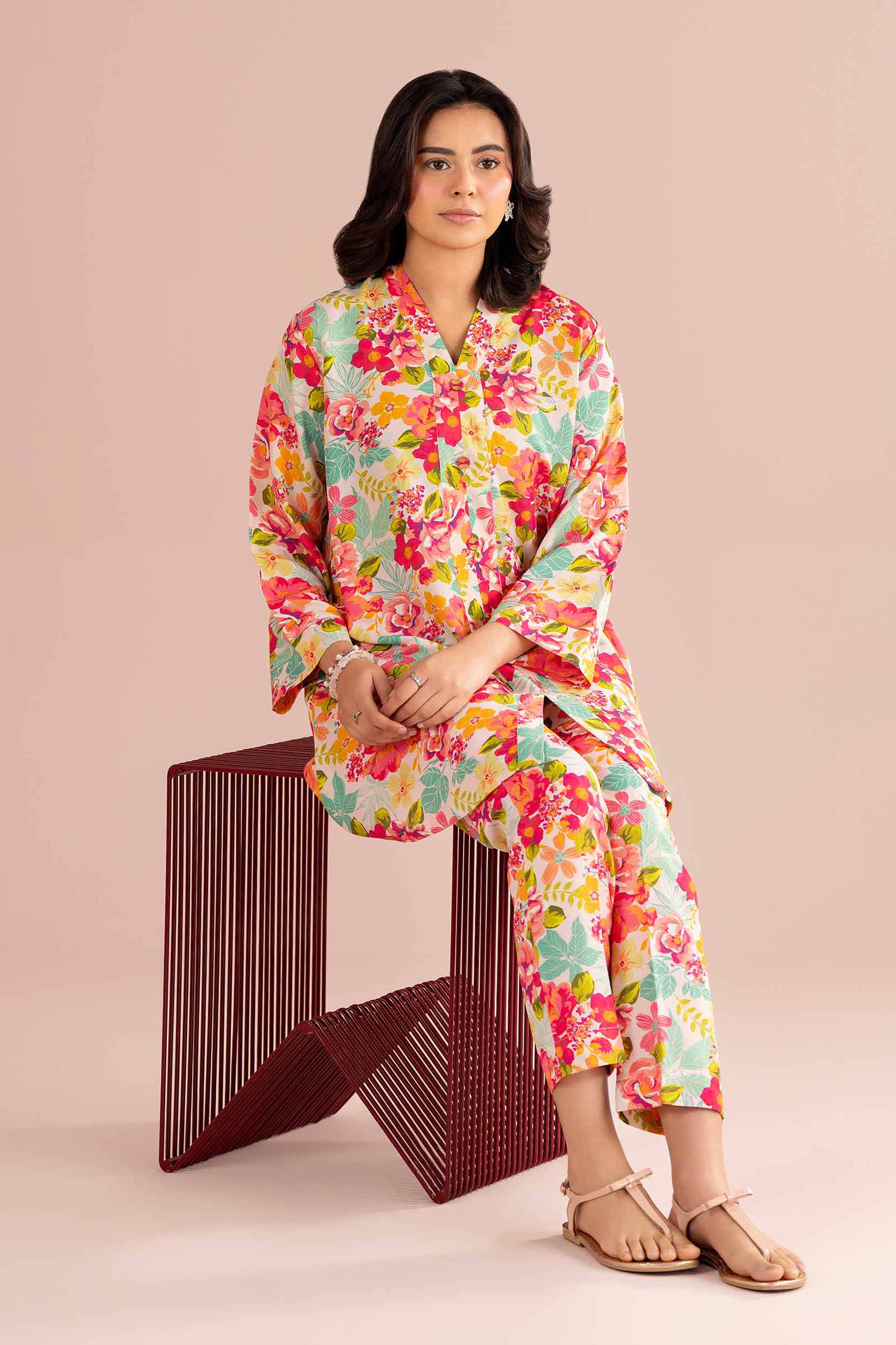 2 Piece - Printed Suit - PE26-423