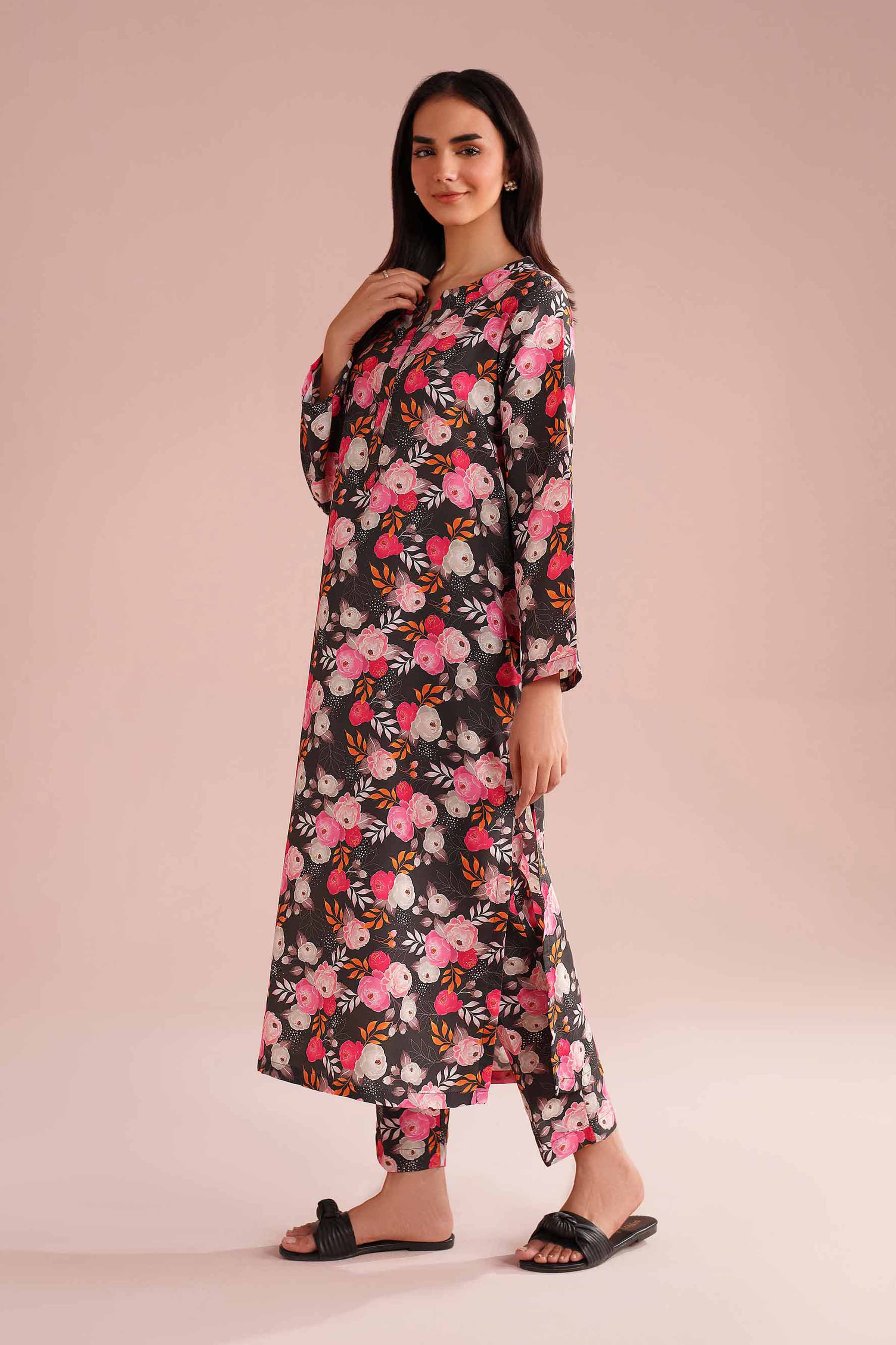 https://cdn.shopify.com/s/files/1/0534/2065/4791/files/PE26-427-_4.jpg?v=1768469920