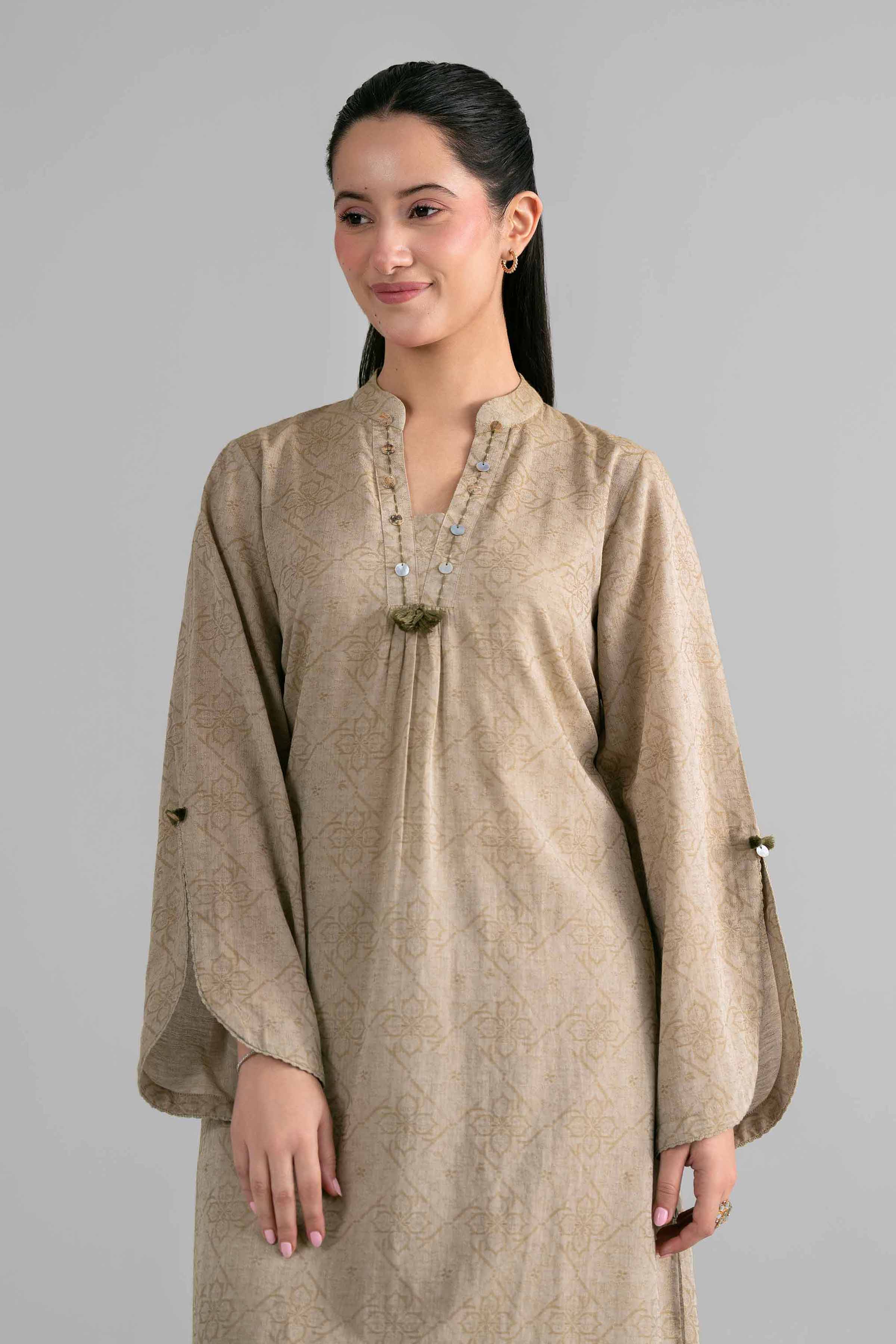 https://cdn.shopify.com/s/files/1/0534/2065/4791/files/PE26-531-_7.jpg?v=1775714751