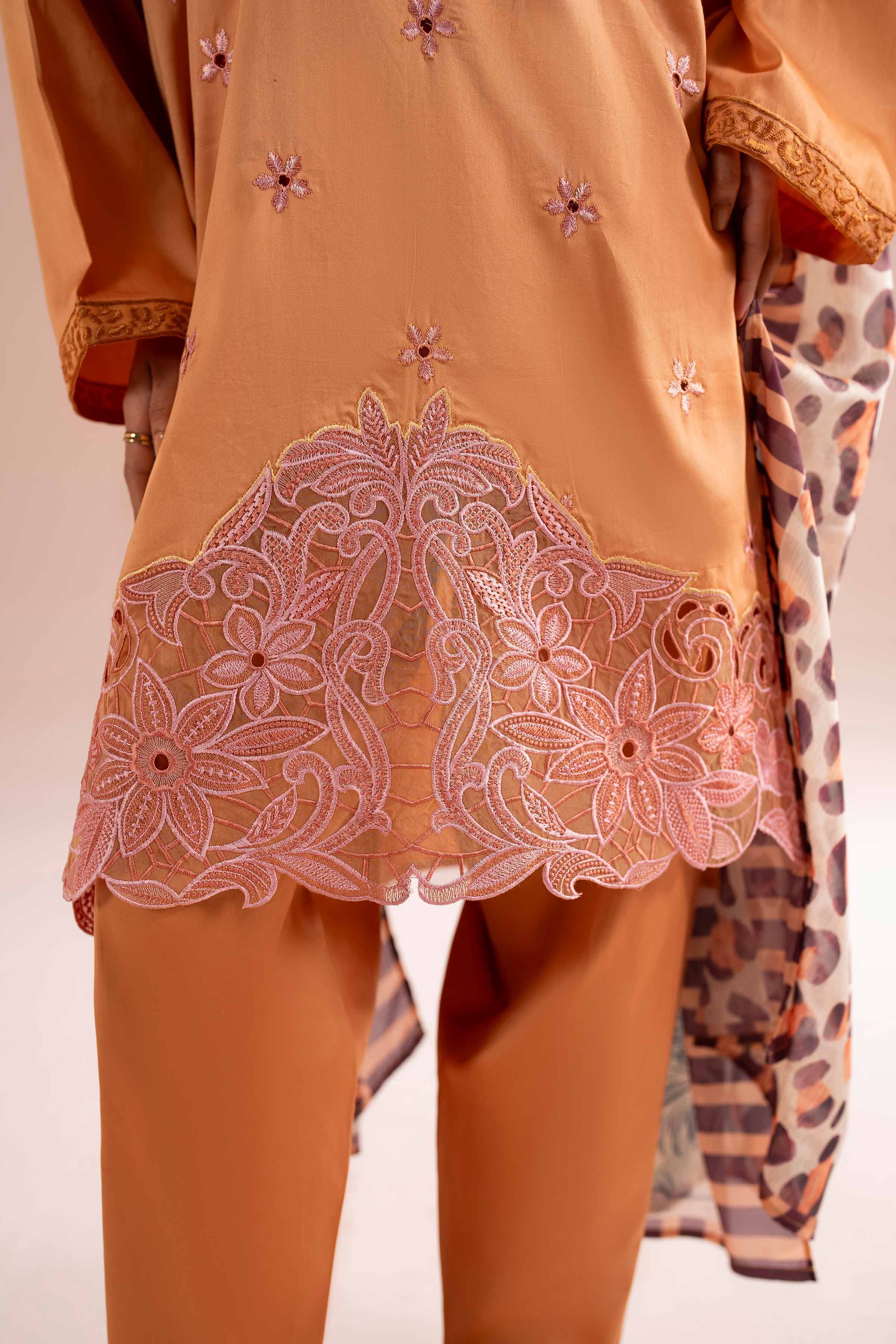 3 Piece - Embroidered Suit - PE26-62