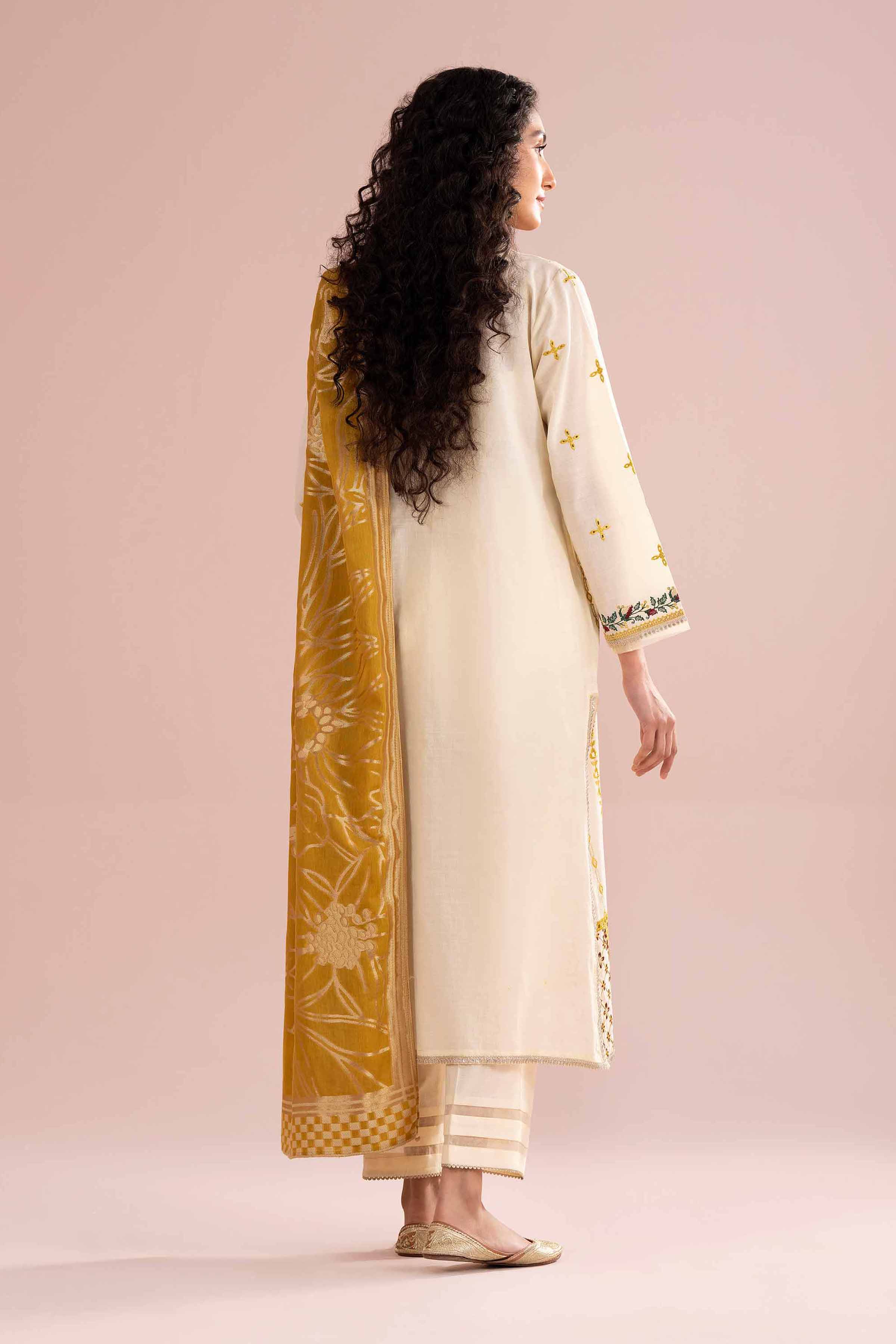 3 Piece - Embroidered Suit - PE26-75