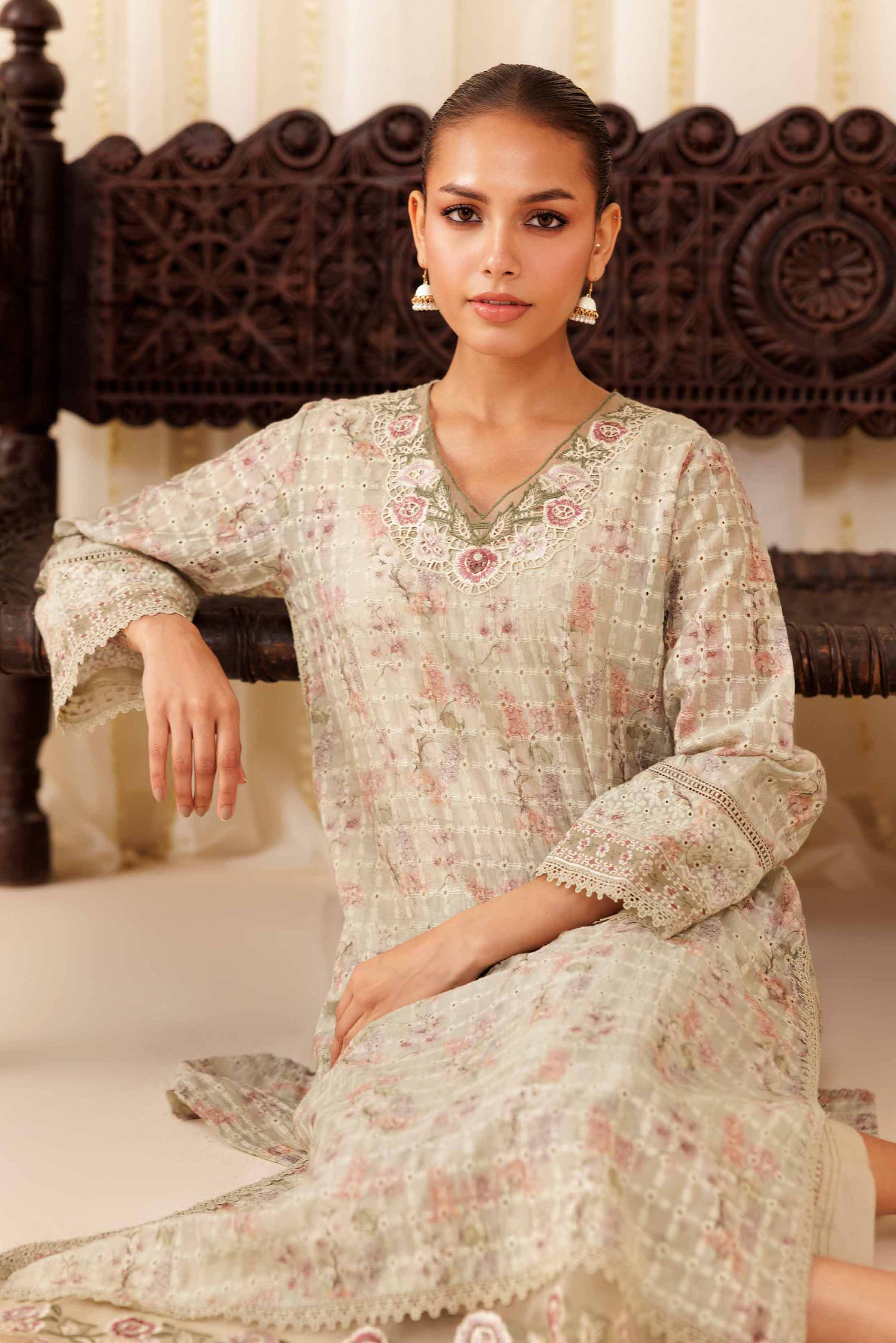 2 Piece - Embroidered Suit - PFE25-38