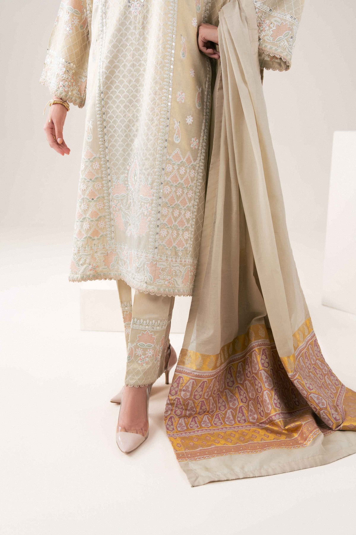 3 PIECE - EMBROIDERED SUIT - PFE26-40