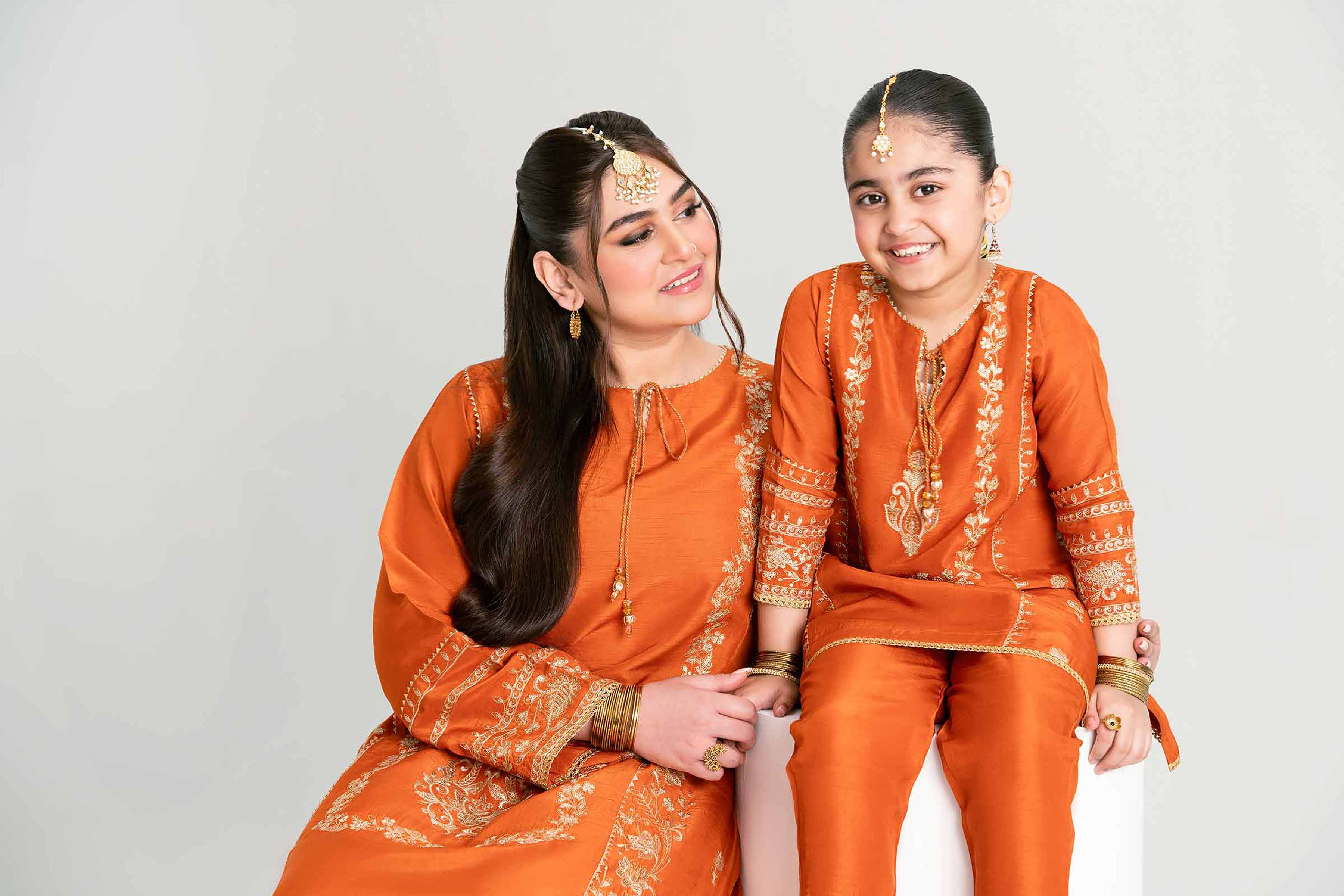 2 Piece - Embroidered Suit - PMD25-11 M