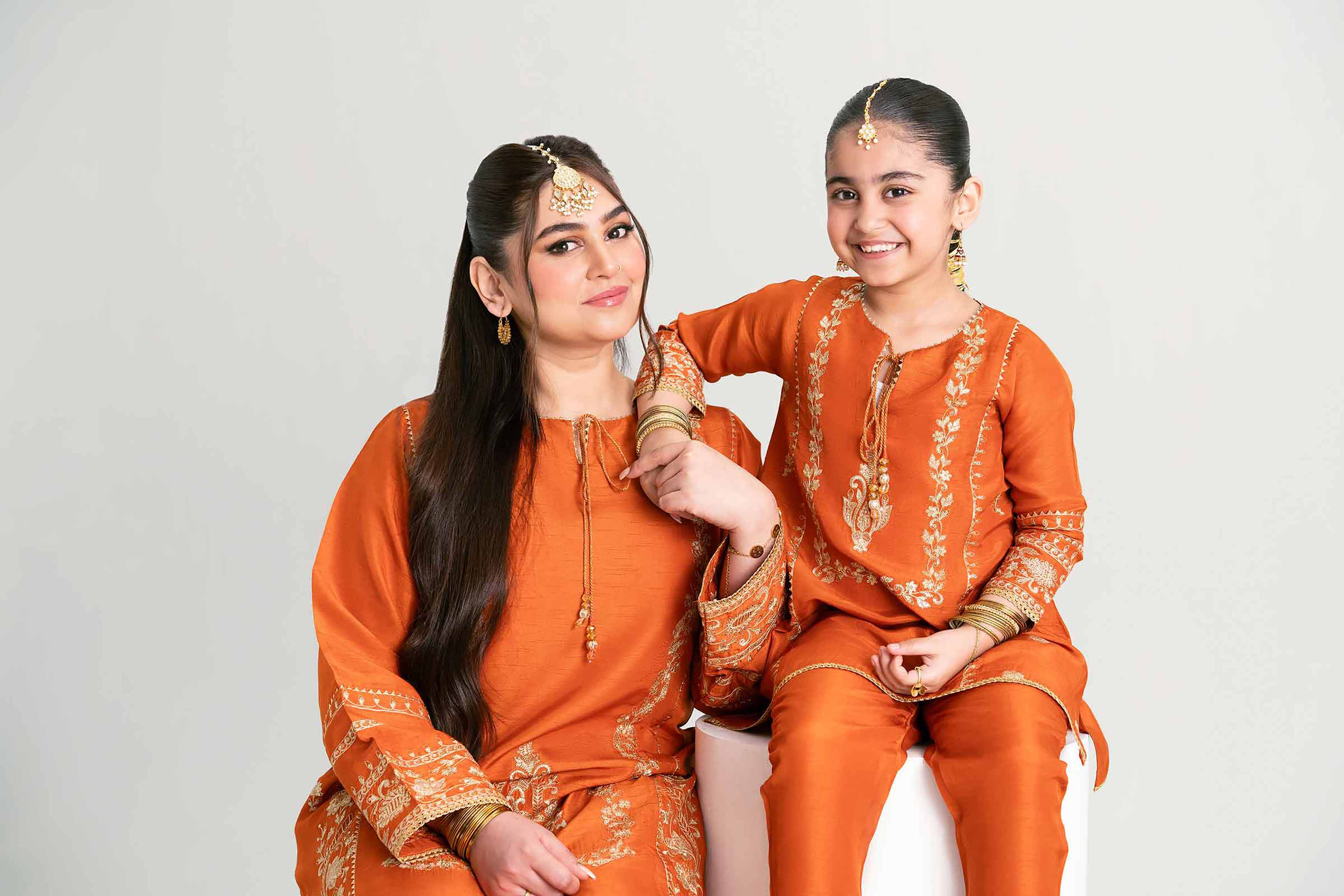 2 Piece - Embroidered Suit - PMD25-11 D