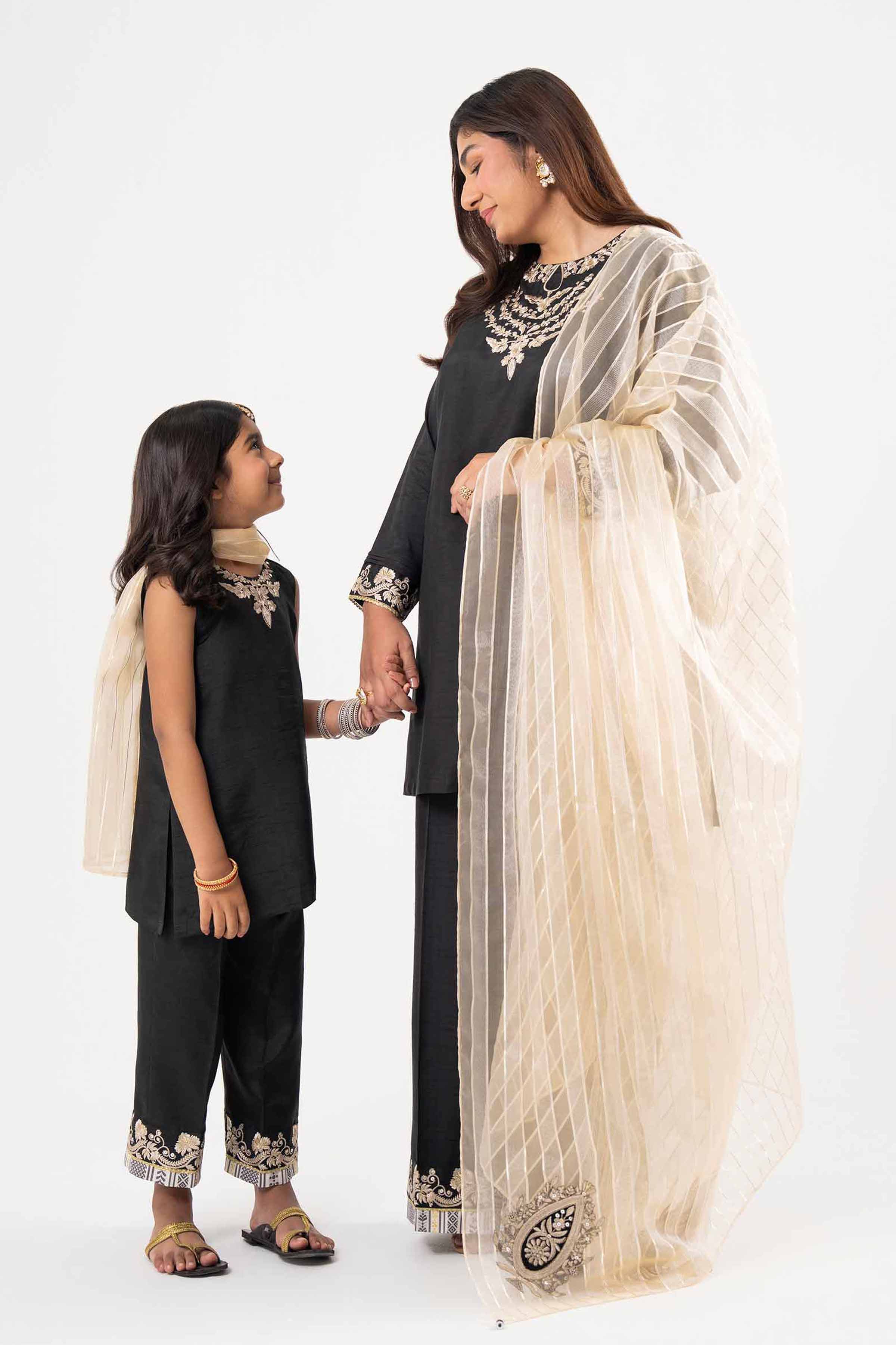 3 Piece - Embroidered Suit - PMD25-17 M