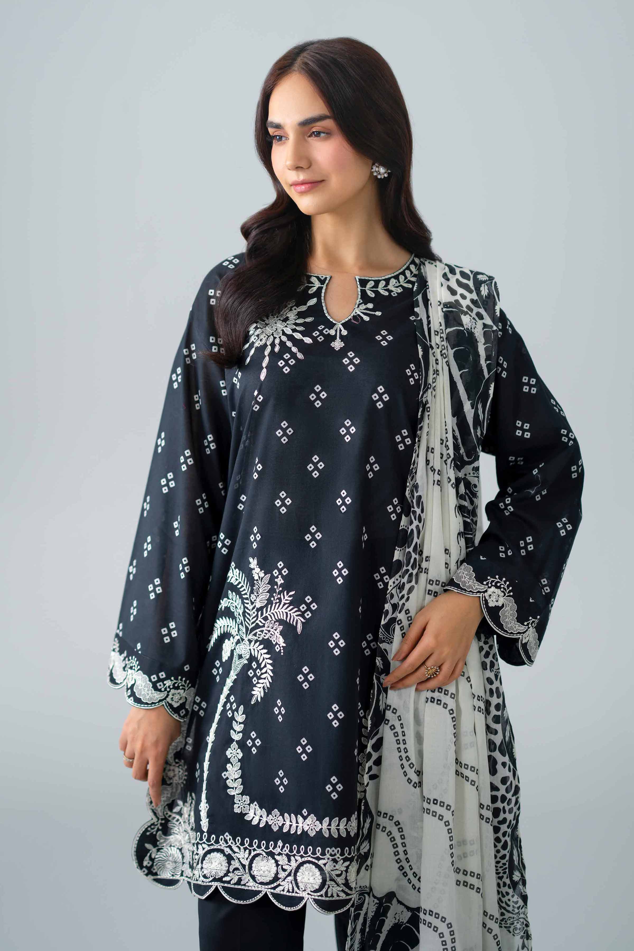 https://cdn.shopify.com/s/files/1/0534/2065/4791/files/PMS26-06-_5.jpg?v=1780297315