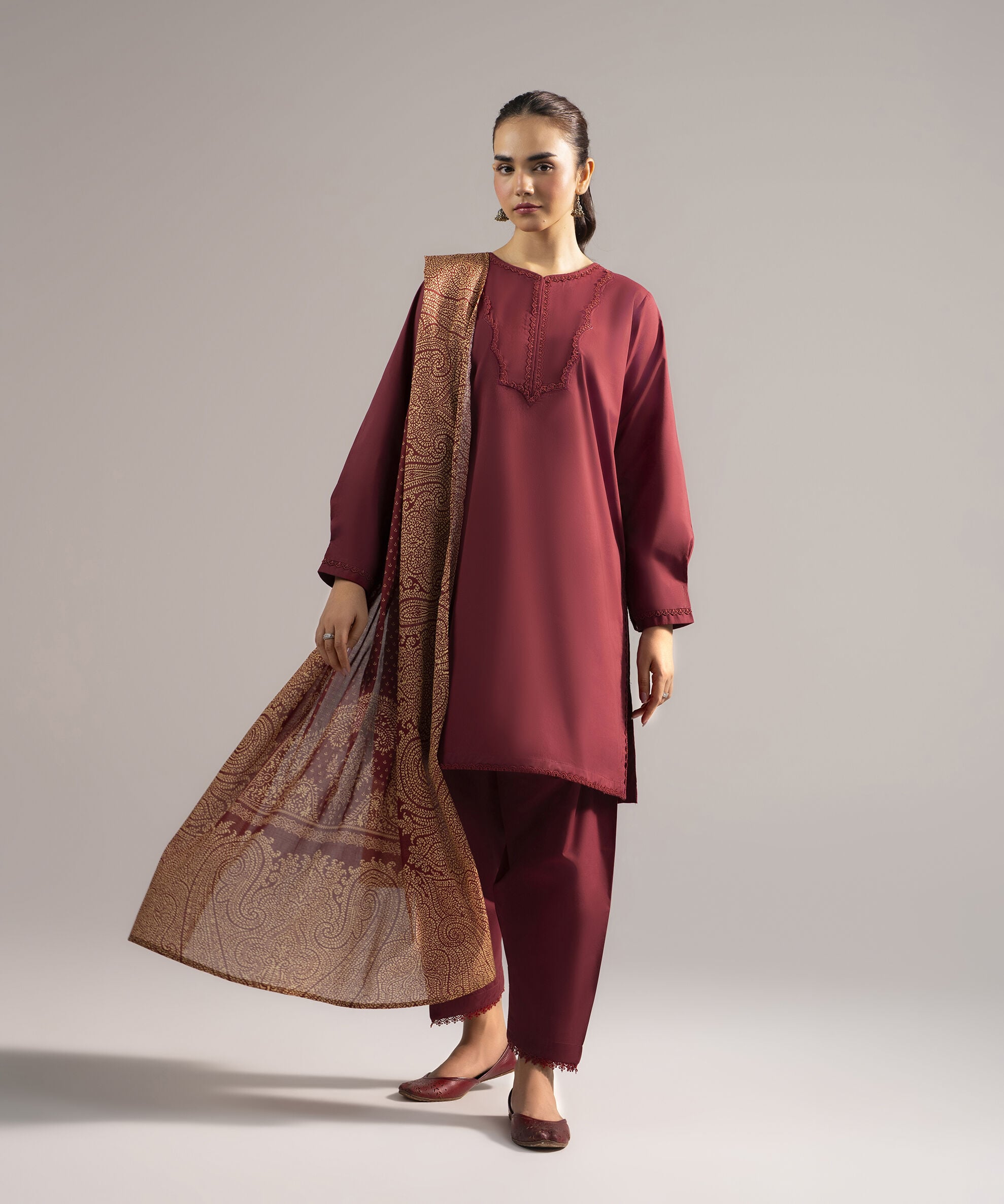 Lawn Printed Maroon Dupatta