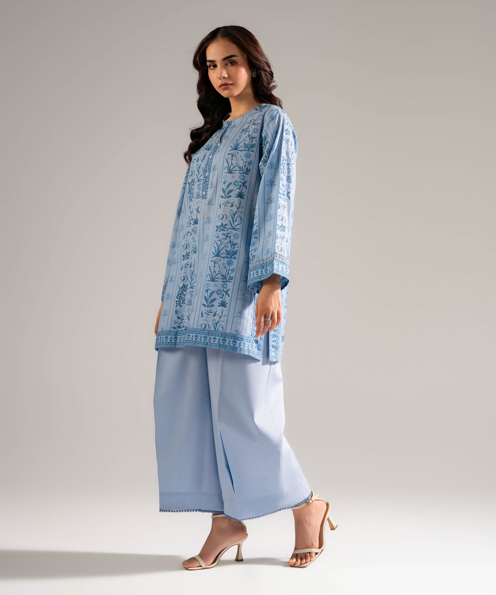 Straight Shirt PRW26CV813SB