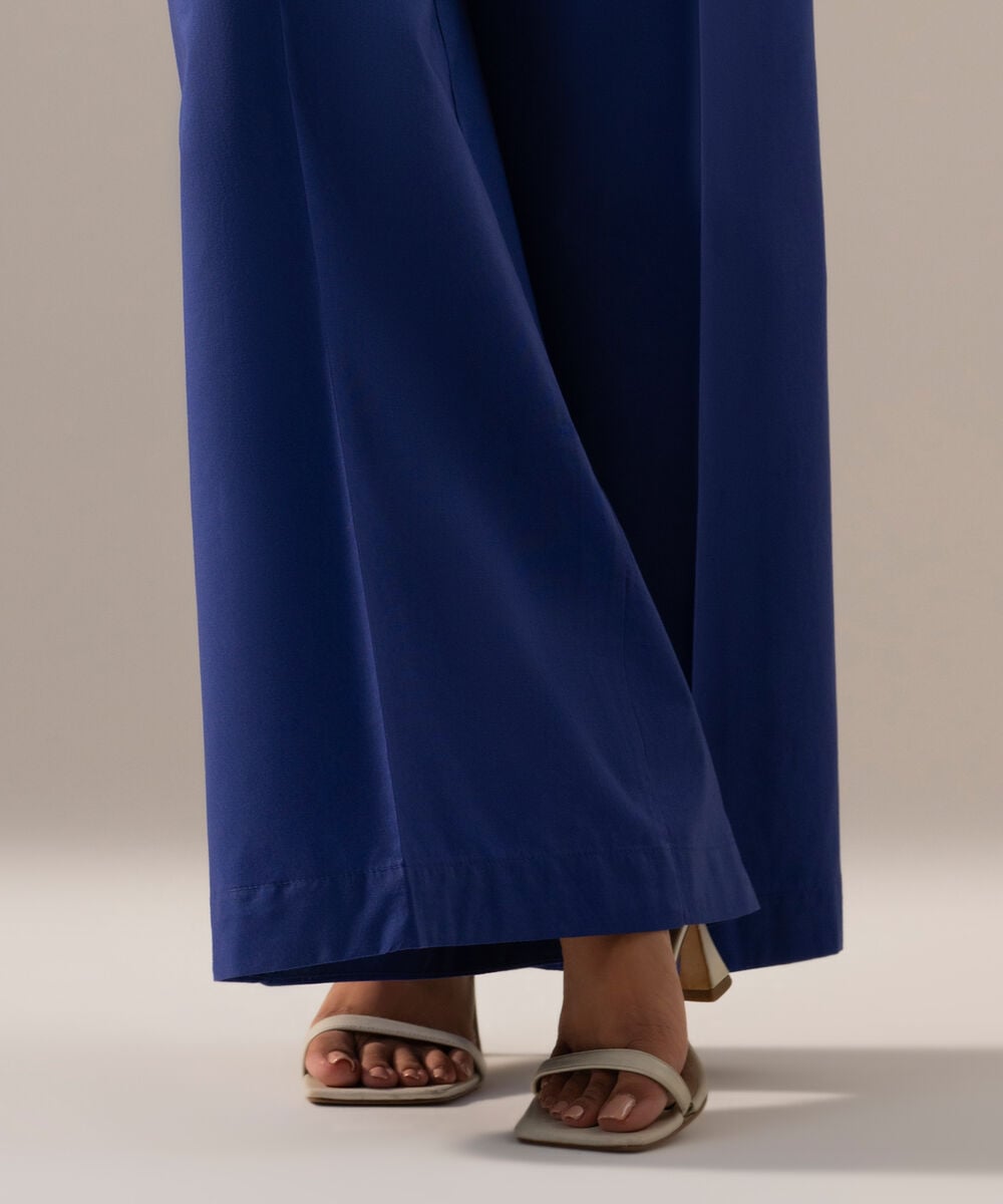 Solid Cambric Flared Pants PRWCAHMV918T