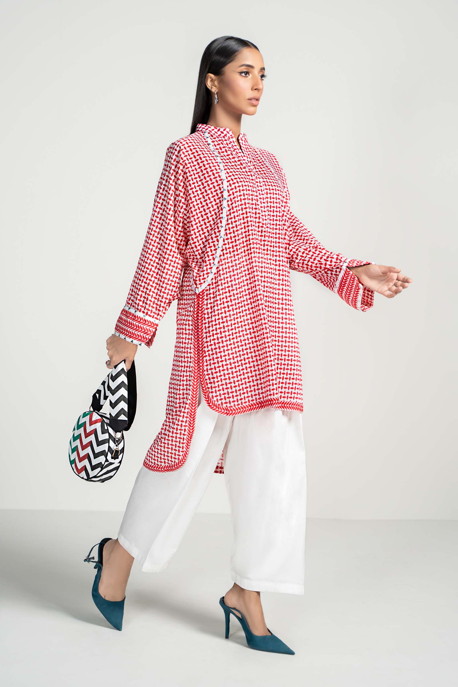 https://cdn.shopify.com/s/files/1/0620/8788/9062/files/PS-PF24-05RedSide3.jpg?v=1723713946