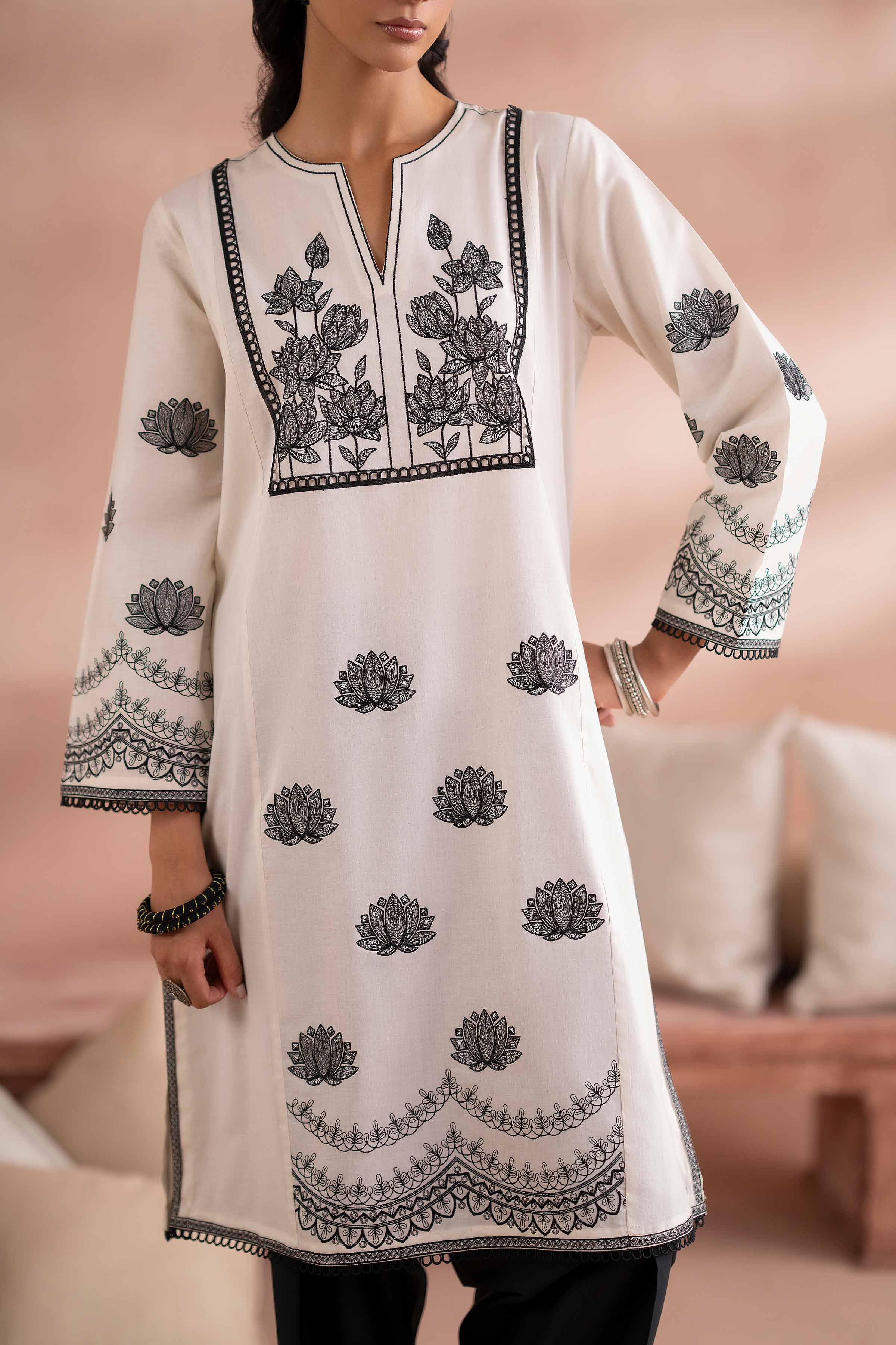 2 Piece - Embroidered Suit - PS25-128