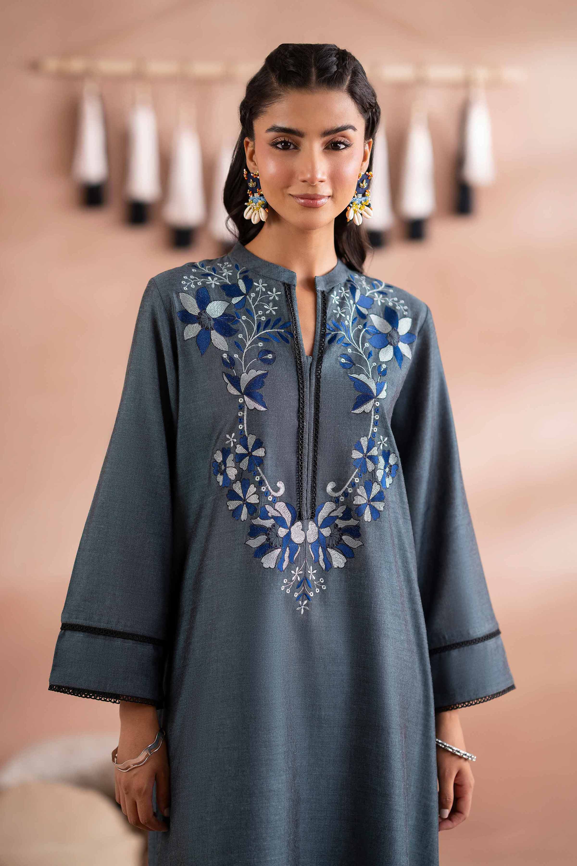 2 Piece - Embroidered Suit - PS25-215
