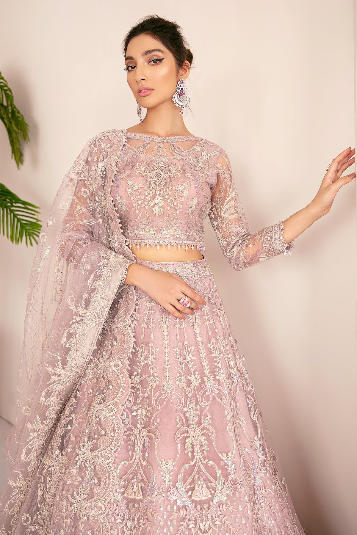 EMBROIDERED NET CH08-01 STITCHED