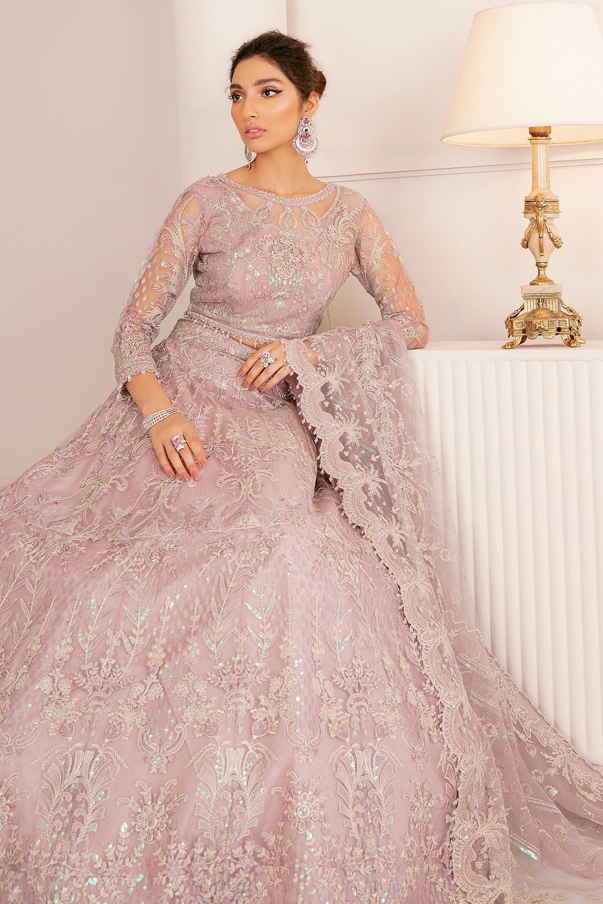 EMBROIDERED NET CH08-01 STITCHED