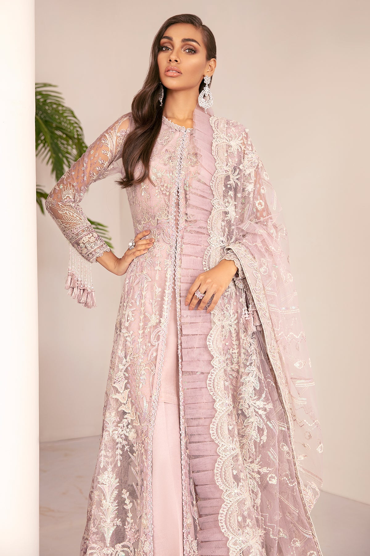 EMBROIDERED NET CH08-01 STITCHED