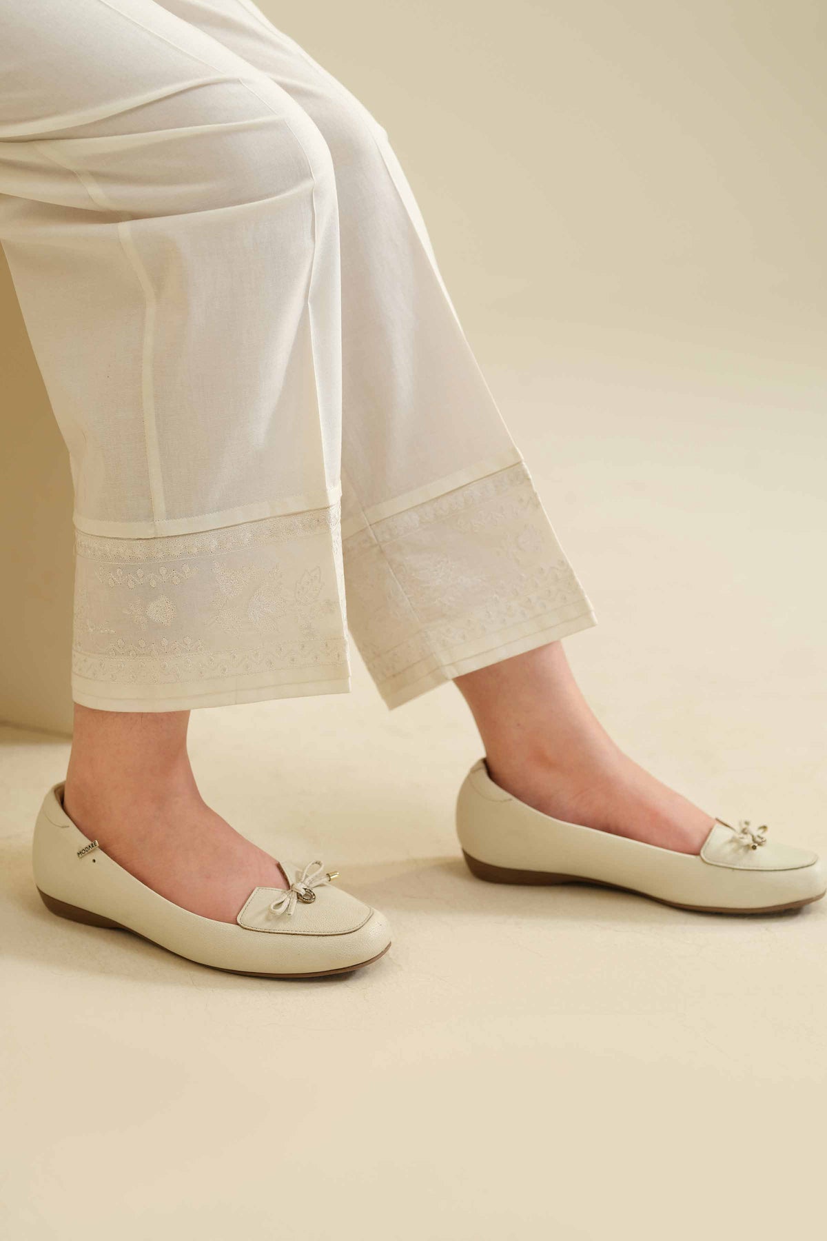 Embroidered Trousers - PW25-112