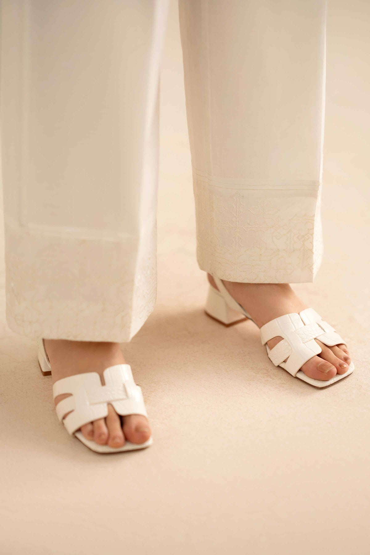 Embroidered Trousers - PW25-116