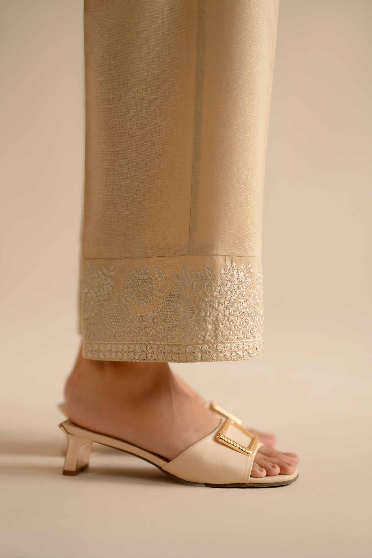 Embroidered Trousers - PW25-145