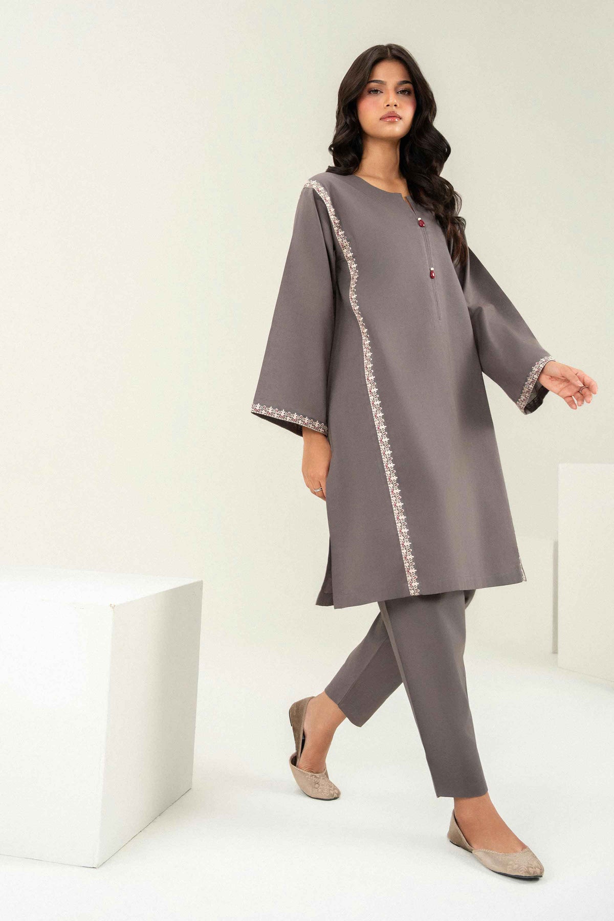 2 Piece - Embroidered Suit - PW25-242