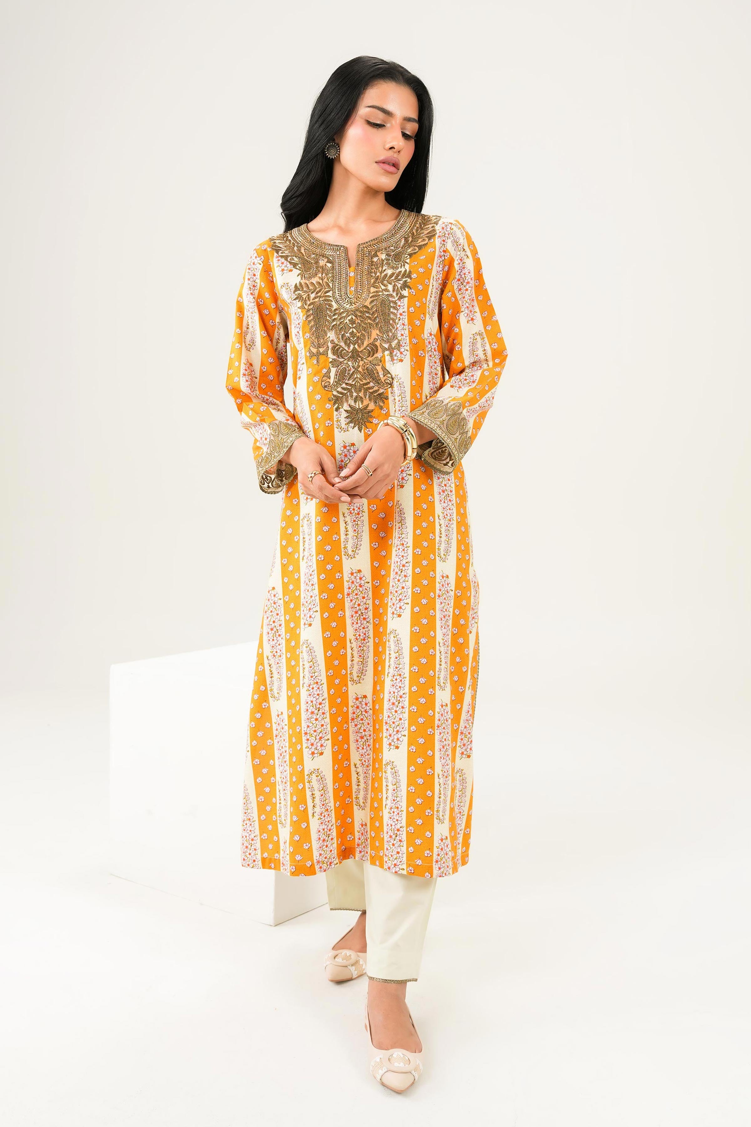 2 Piece - Printed Embroidered Suit - PW25-281