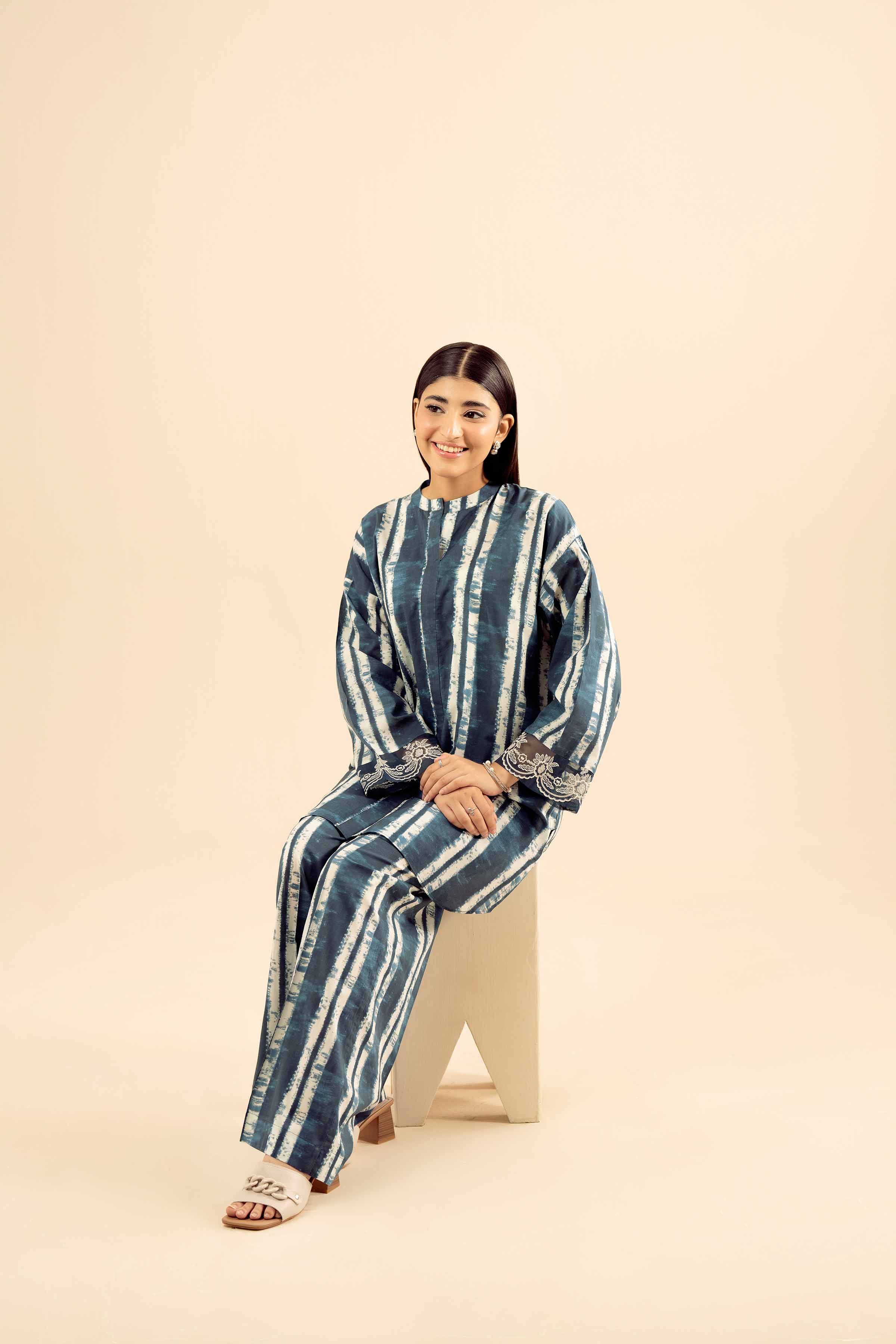 2 Piece - Printed Embroidered Suit - PW25-38