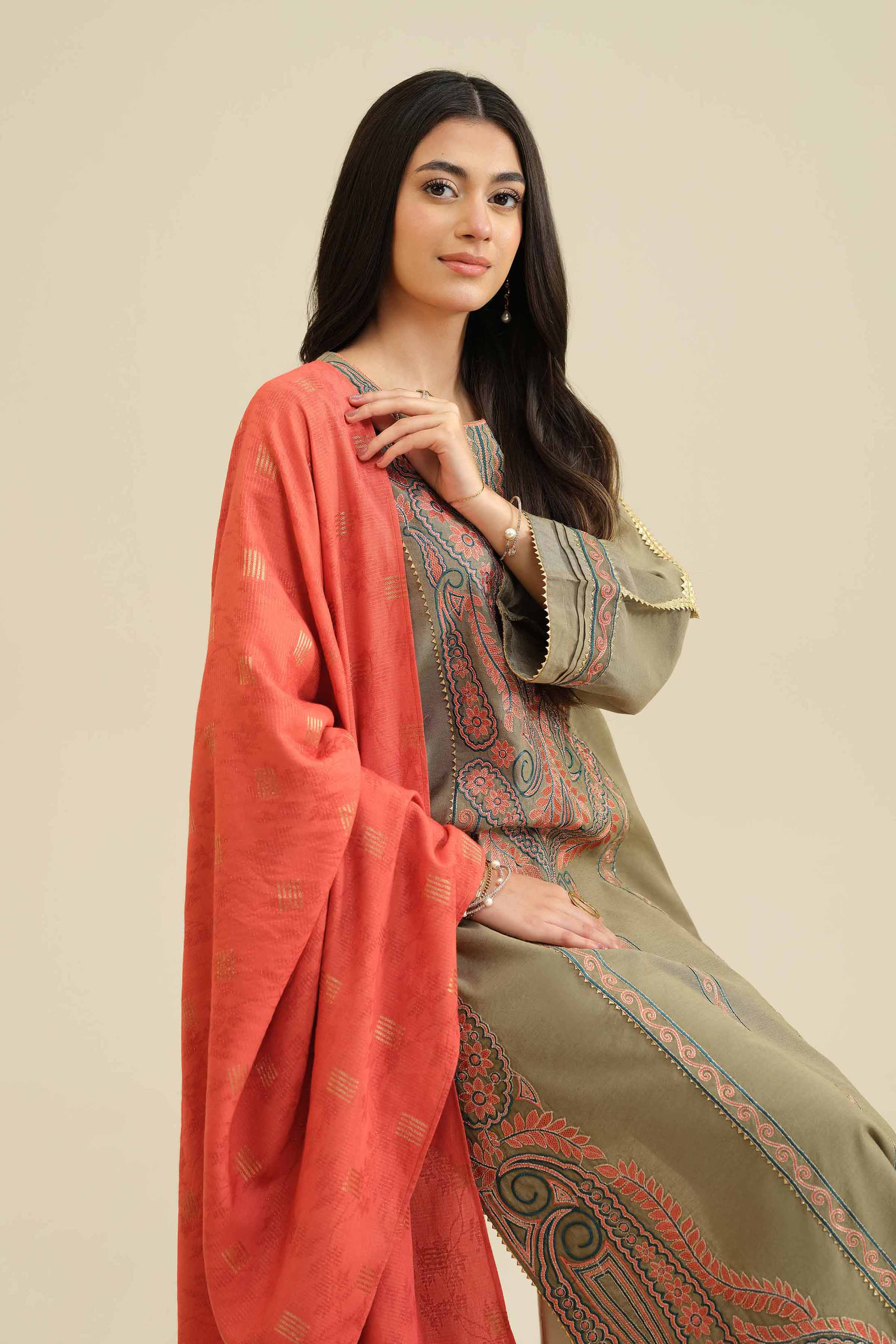 3 Piece - Embroidered Suit - PW25-400