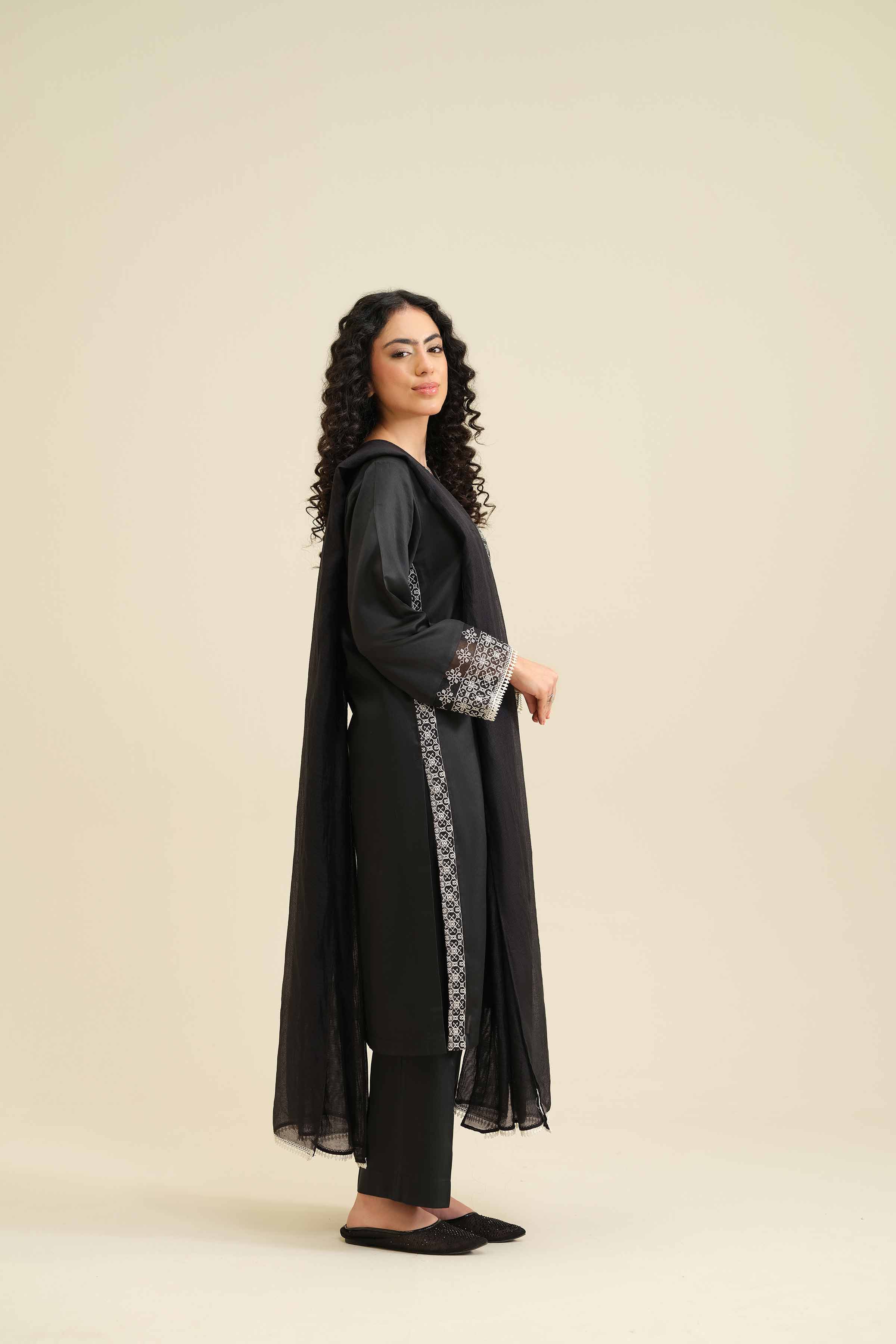 3 Piece - Embroidered Suit - PW25-411