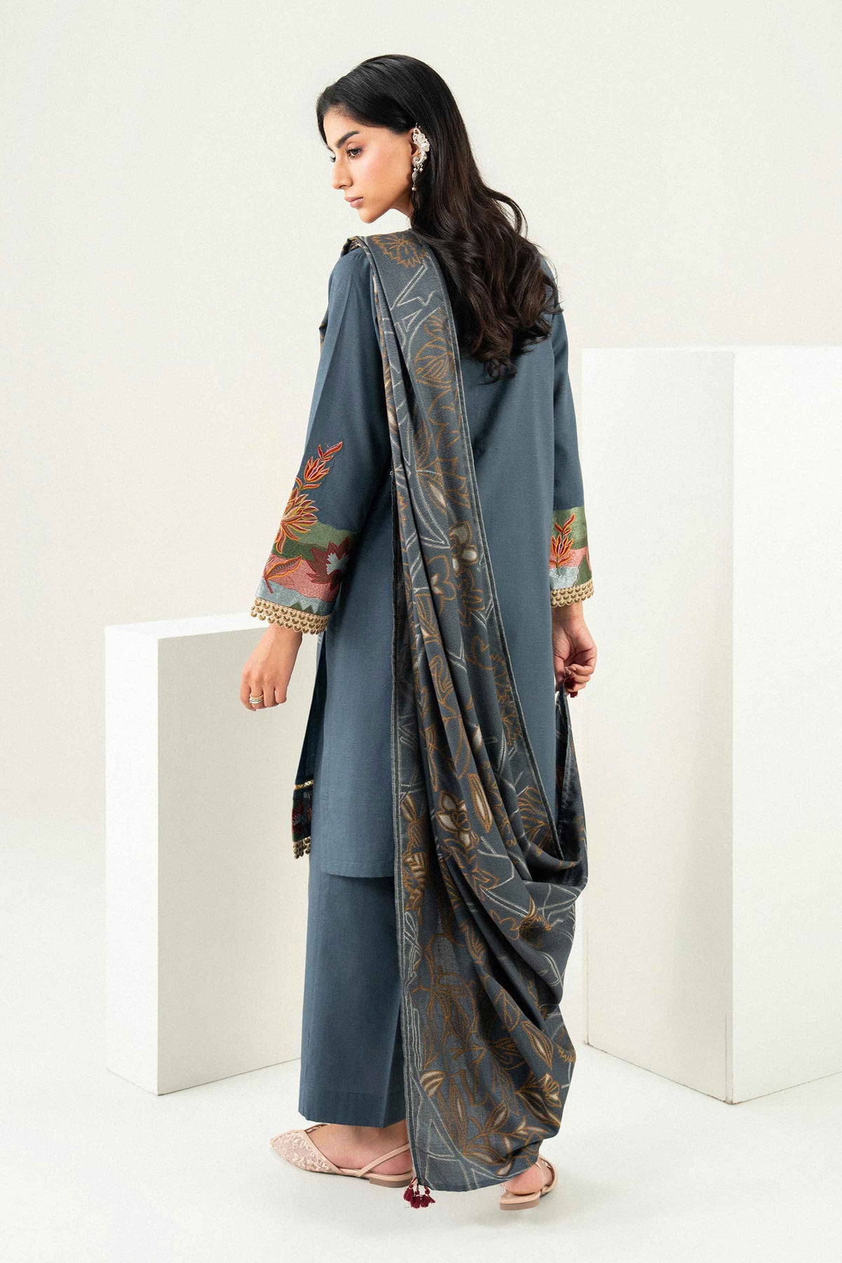 3 Piece - Embroidered Suit - PW25-462