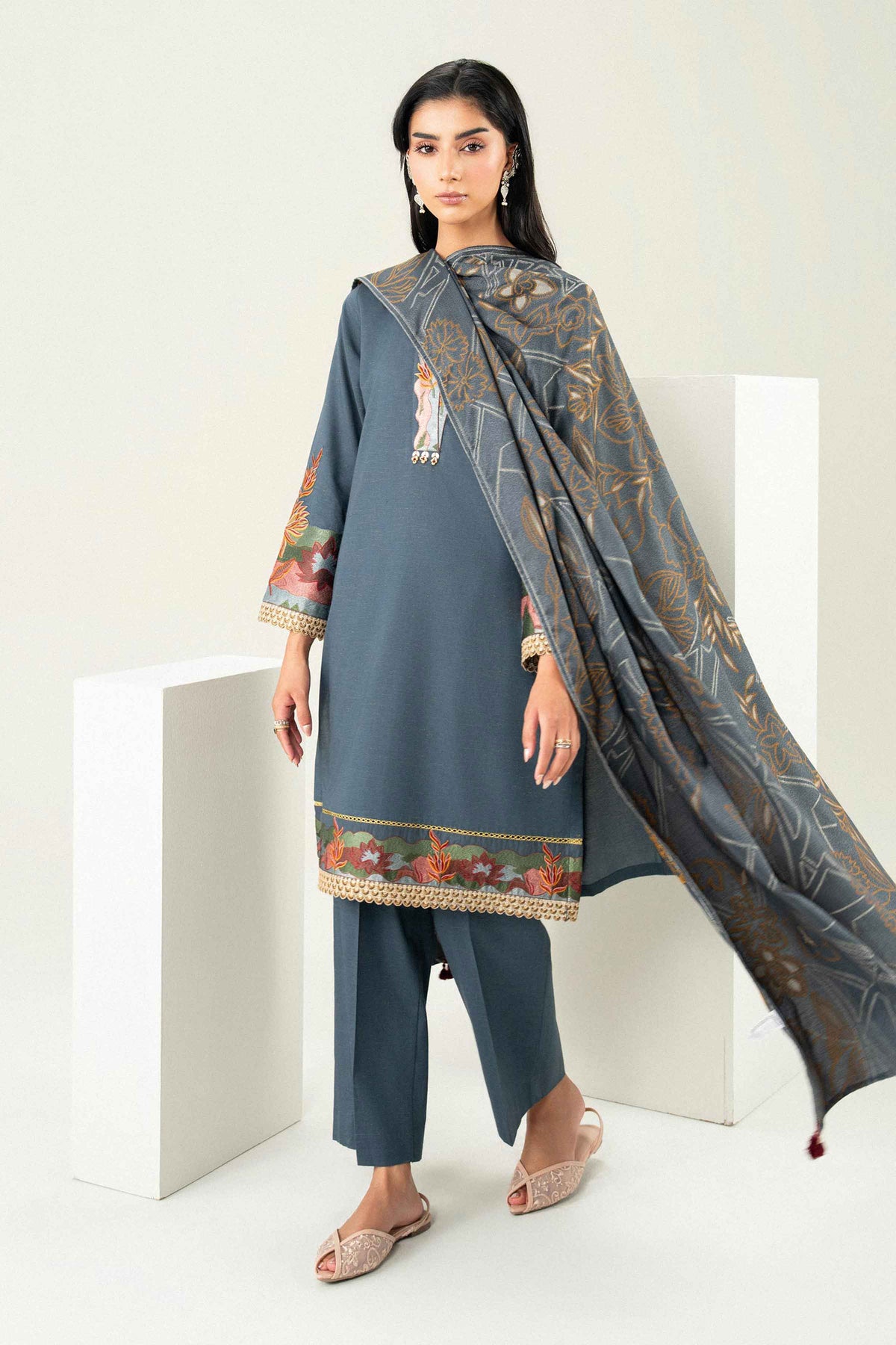 3 Piece - Embroidered Suit - PW25-462