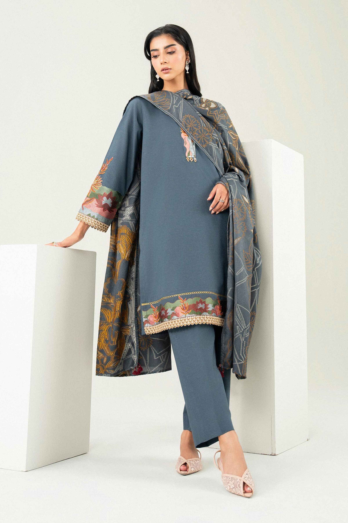 3 Piece - Embroidered Suit - PW25-462