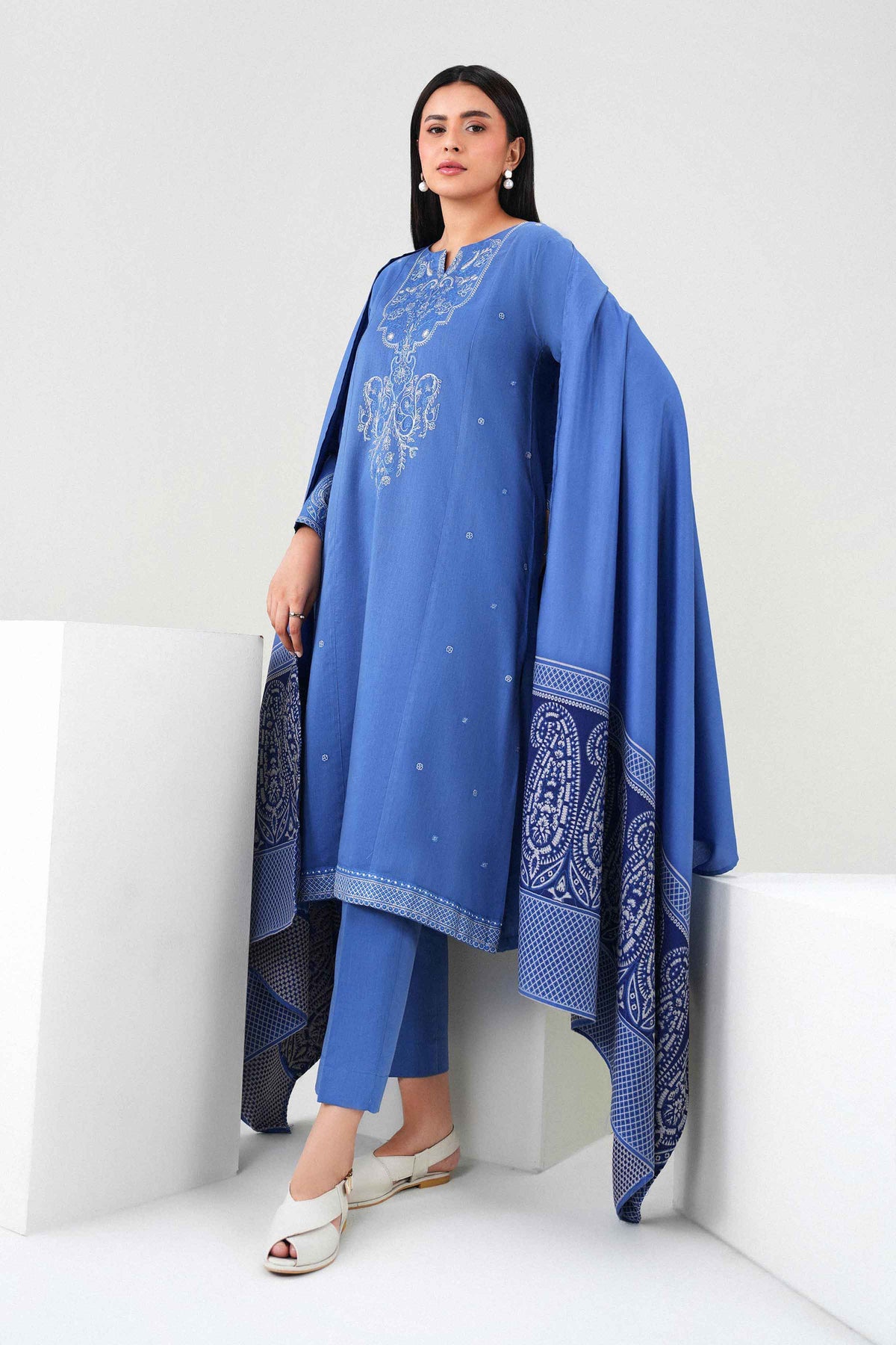 3 Piece - Embroidered Suit - PW25-468